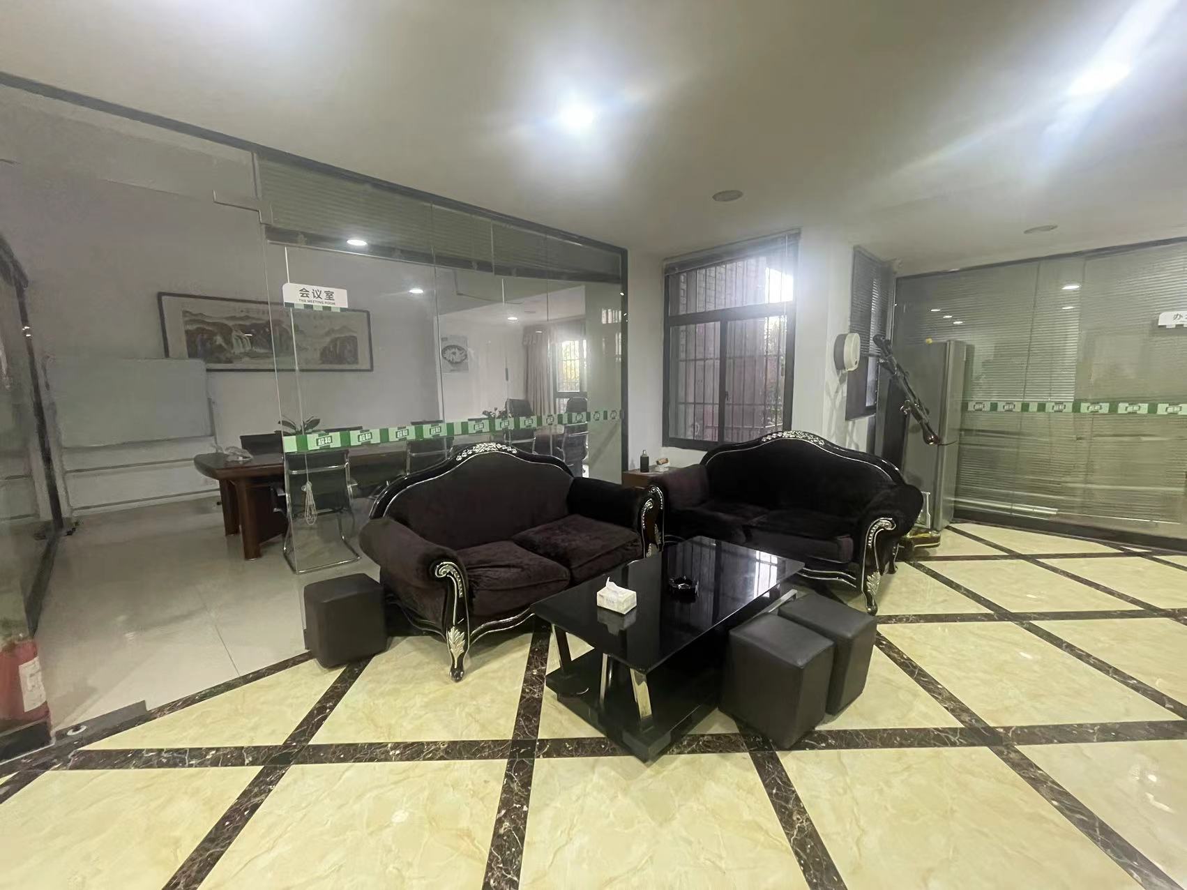 荷塘观邸 3室2厅2卫 56.8万 荷塘观邸 3室2厅2卫 56.8万室内图