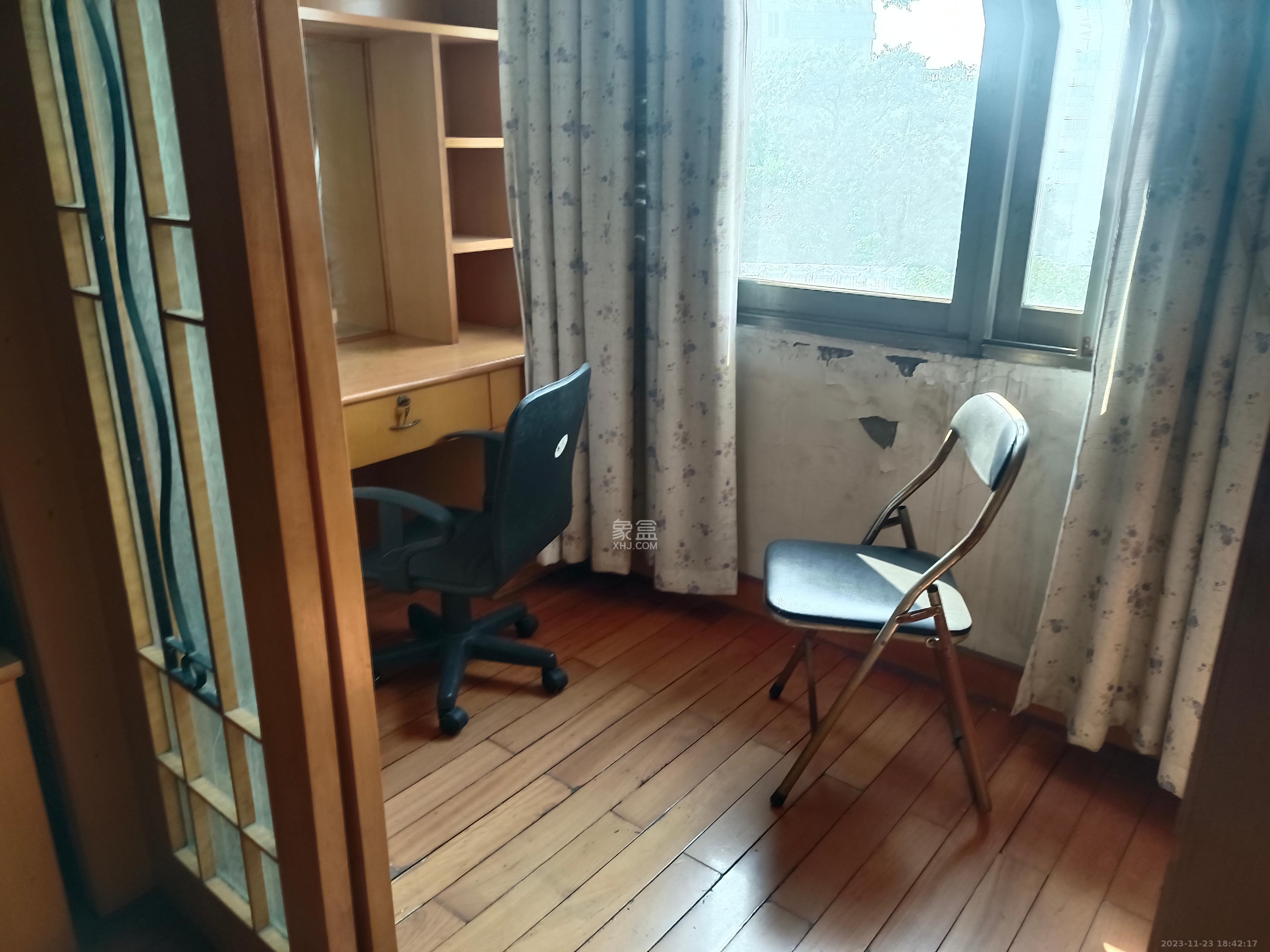 新开铺路联运宿舍  3室2厅1卫   1400.00元/月室内图