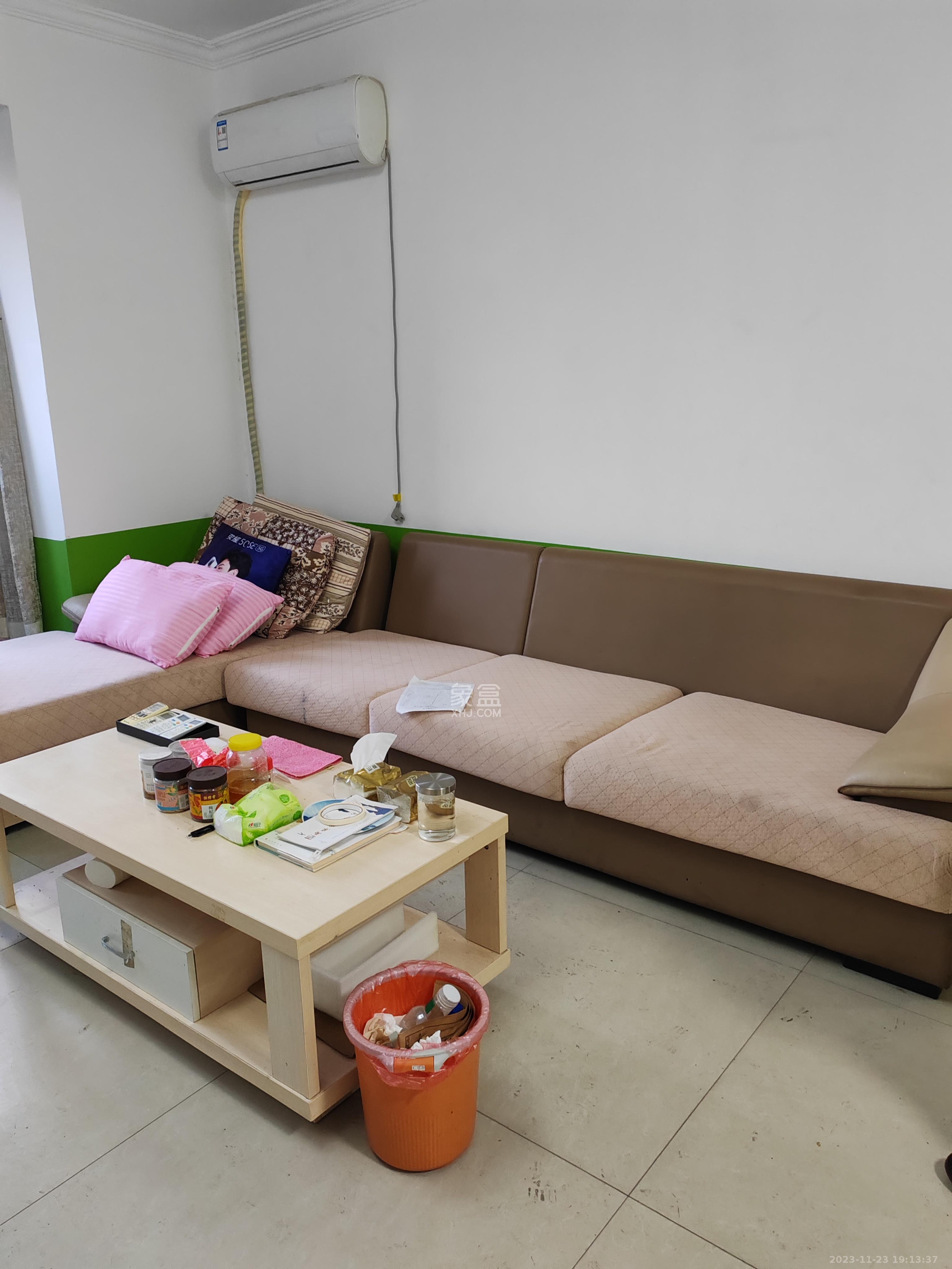 华盛世纪新城  3室2厅1卫   2800.00元/月室内图