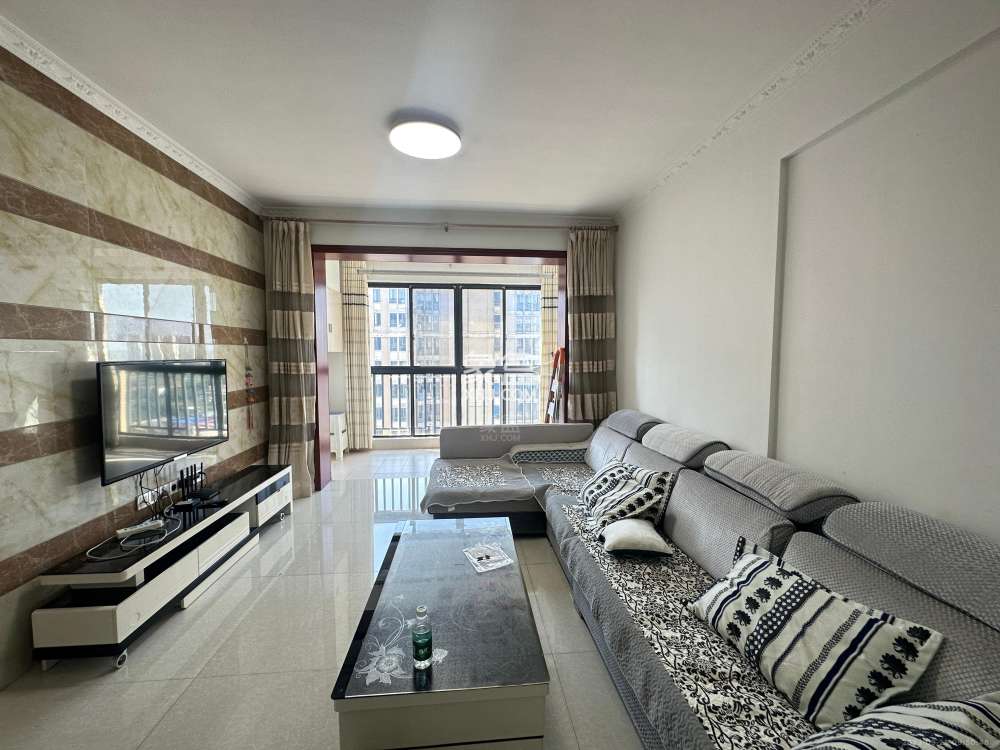 泰山公馆  2室2厅1卫    42.8万