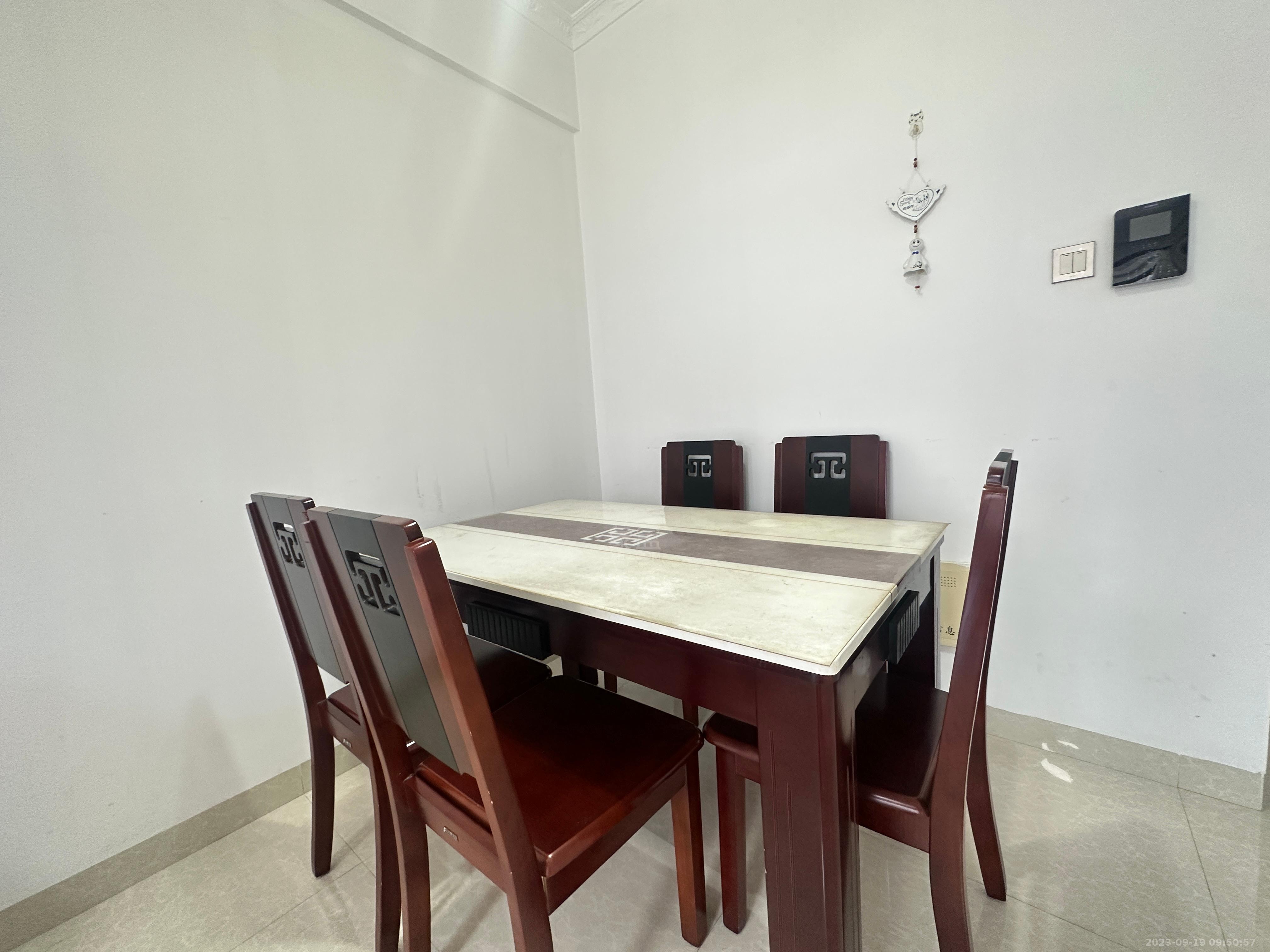 泰山公馆 2室2厅1卫 49.8万 泰山公馆 2室2厅1卫 49.8万室内图