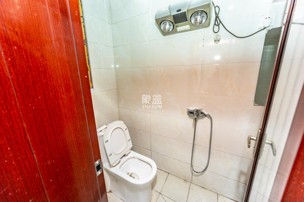 古堆山小區(qū)國(guó)家電網(wǎng)宿舍  2室1廳1衛(wèi)   51.80萬