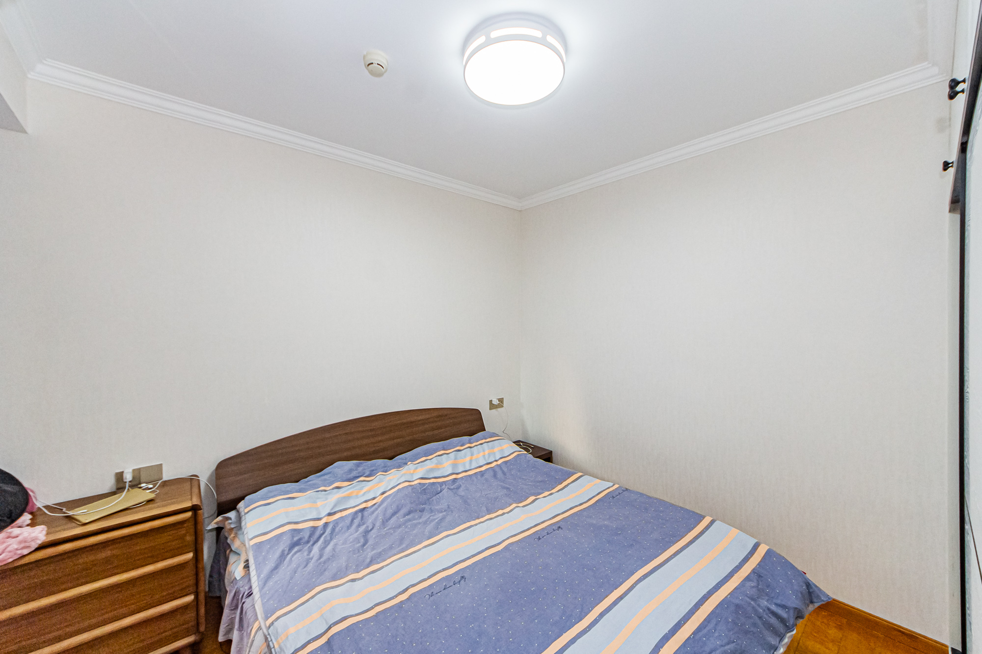 北辰三角洲E4区  3室2厅1卫    173.0万卧室