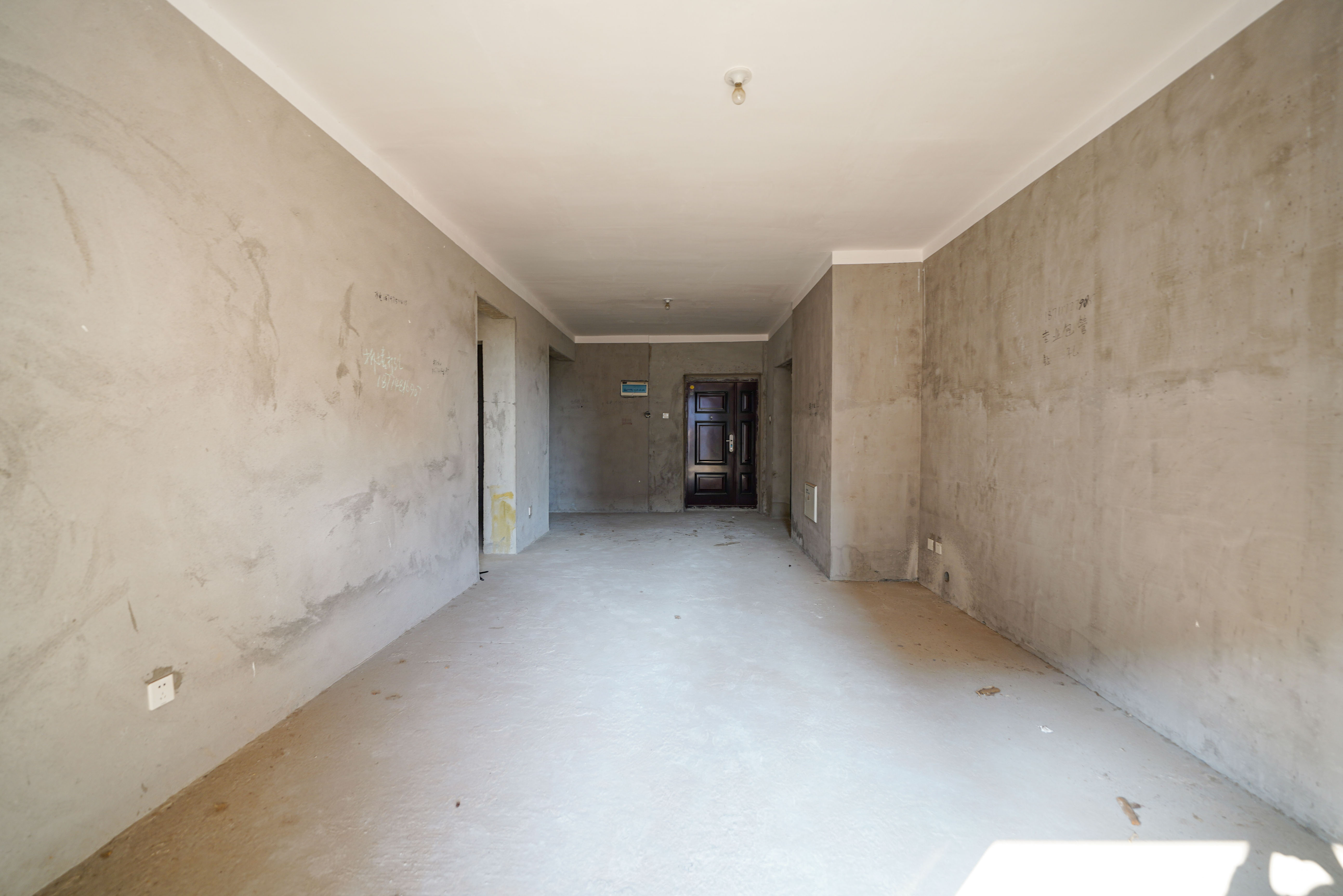 金谷豪庭 2室2厅1卫 48.0万 金谷豪庭 2室2厅1卫 48.0万客厅