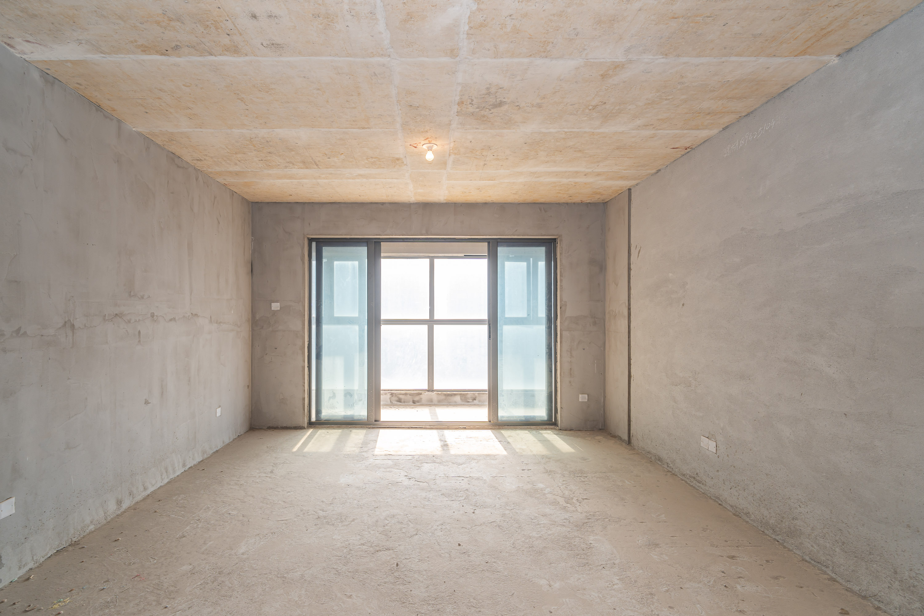 南山十里天池 4室2厅2卫 97.0万 南山十里天池 4室2厅2卫 97.0万客厅