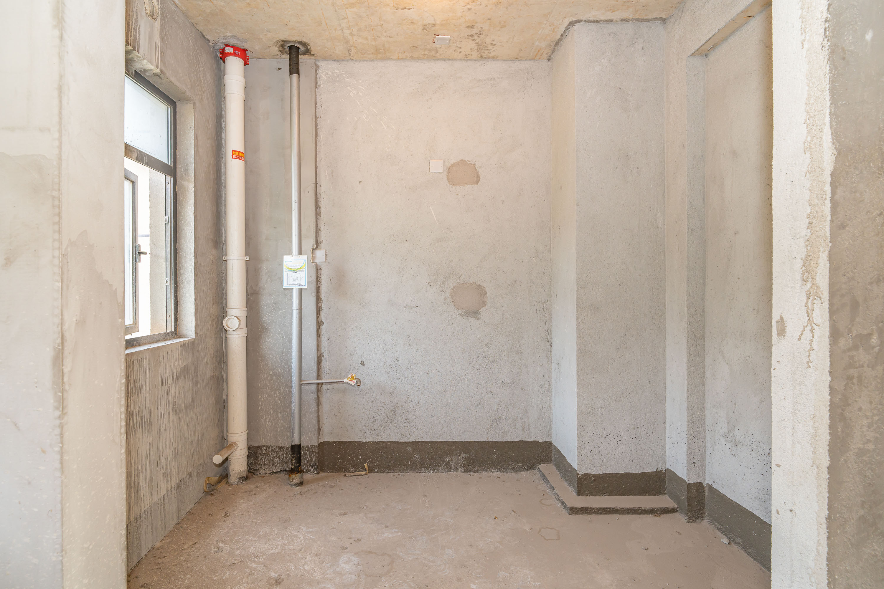 南山十里天池 4室2厅2卫 97.0万 南山十里天池 4室2厅2卫 97.0万厨房