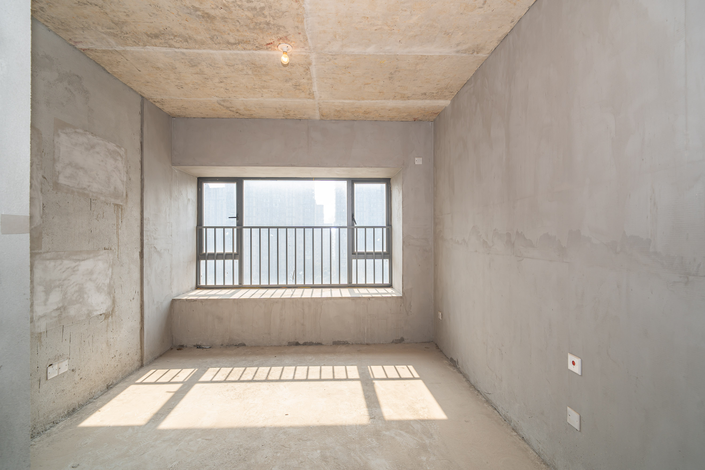 南山十里天池 4室2厅2卫 97.0万 南山十里天池 4室2厅2卫 97.0万卧室