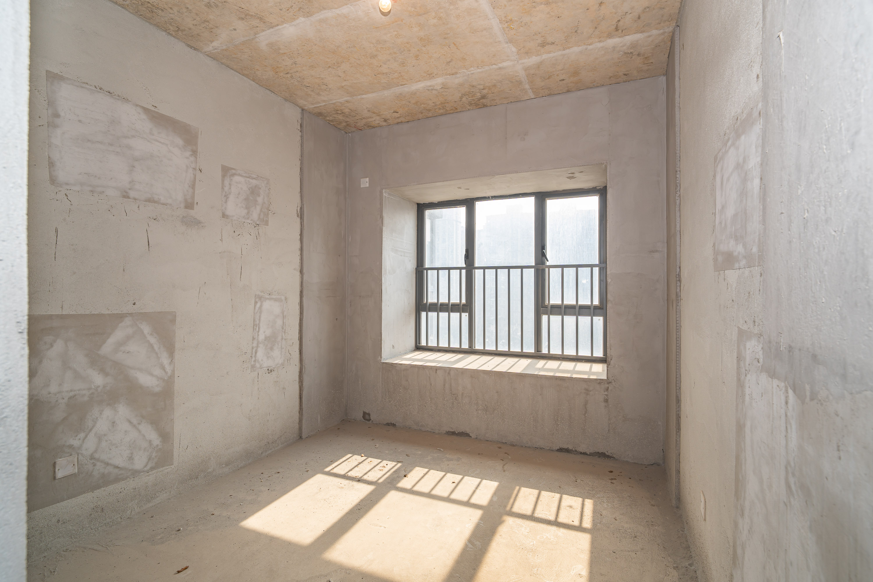 南山十里天池 4室2厅2卫 97.0万 南山十里天池 4室2厅2卫 97.0万卧室