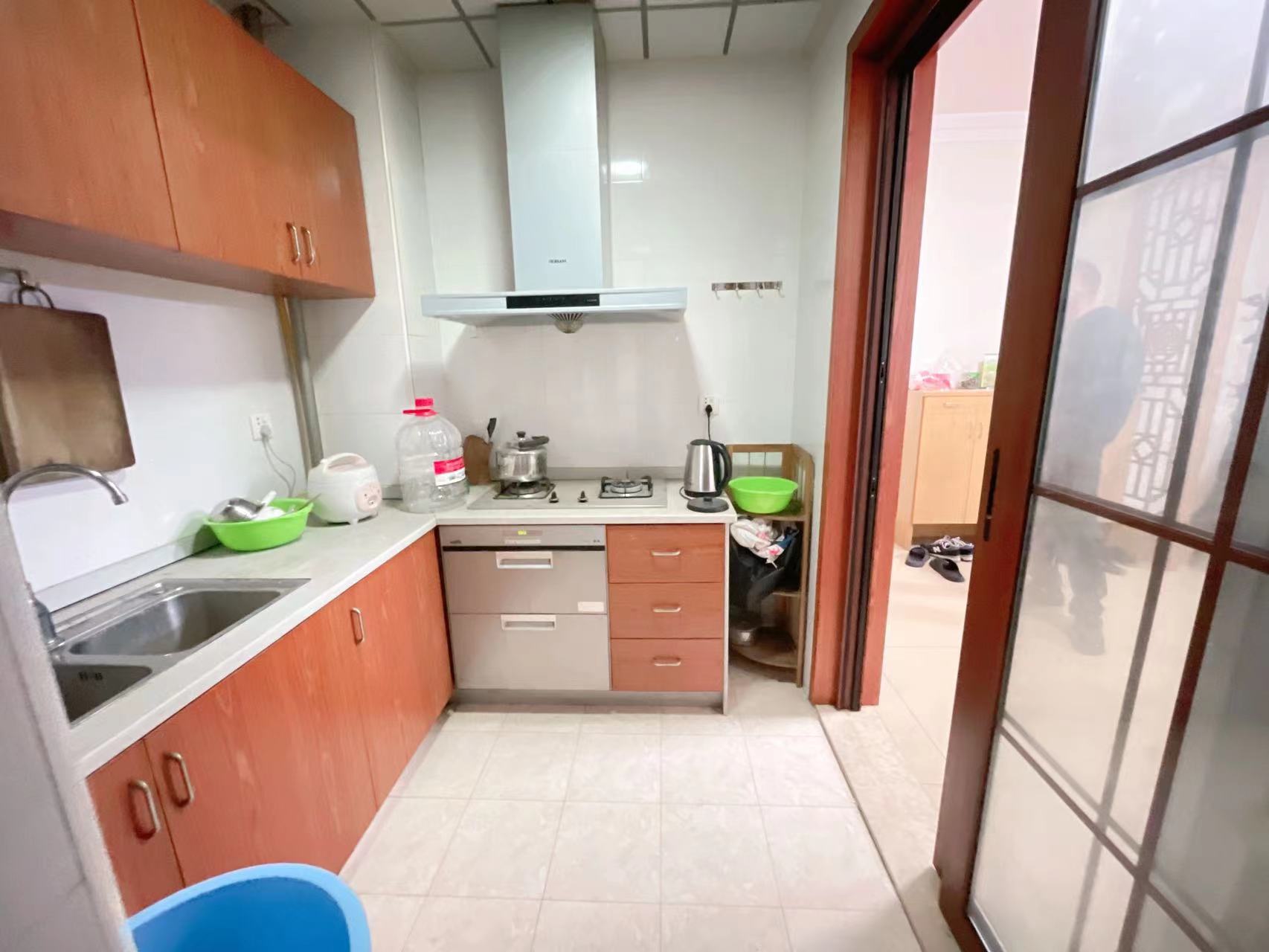 流金岁月-华晨国际  2室2厅1卫    45.8万 流金岁月-华晨国际  2室2厅1卫    45.8万室内图