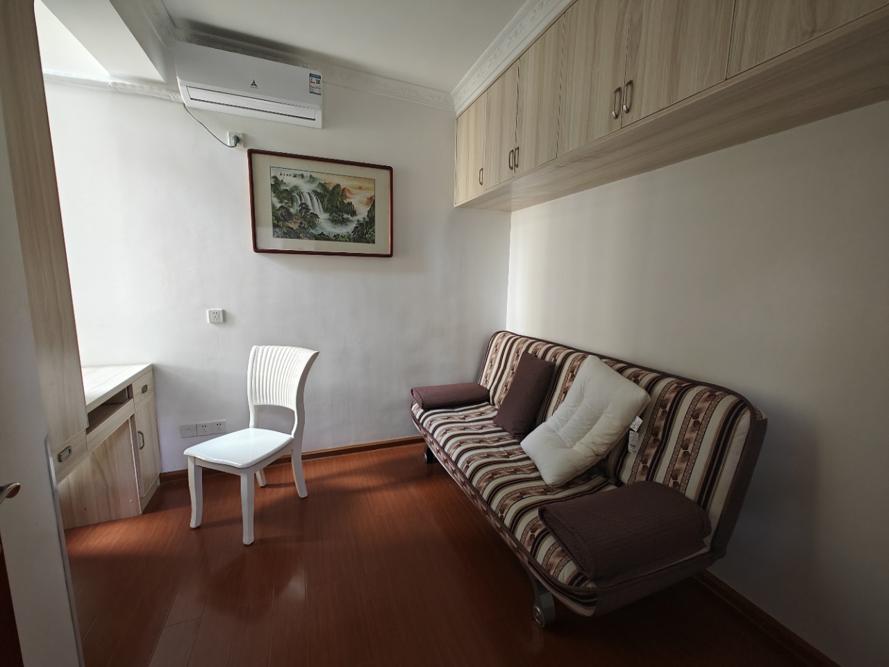 三一歌雅郡 3室2厅1卫 52.8万 三一歌雅郡 3室2厅1卫 52.8万室内图