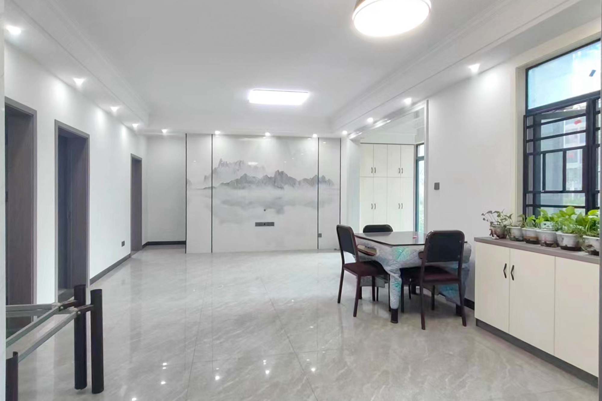 盛地东方芯府 4室2厅2卫 92.0万 盛地东方芯府 4室2厅2卫 92.0万客厅