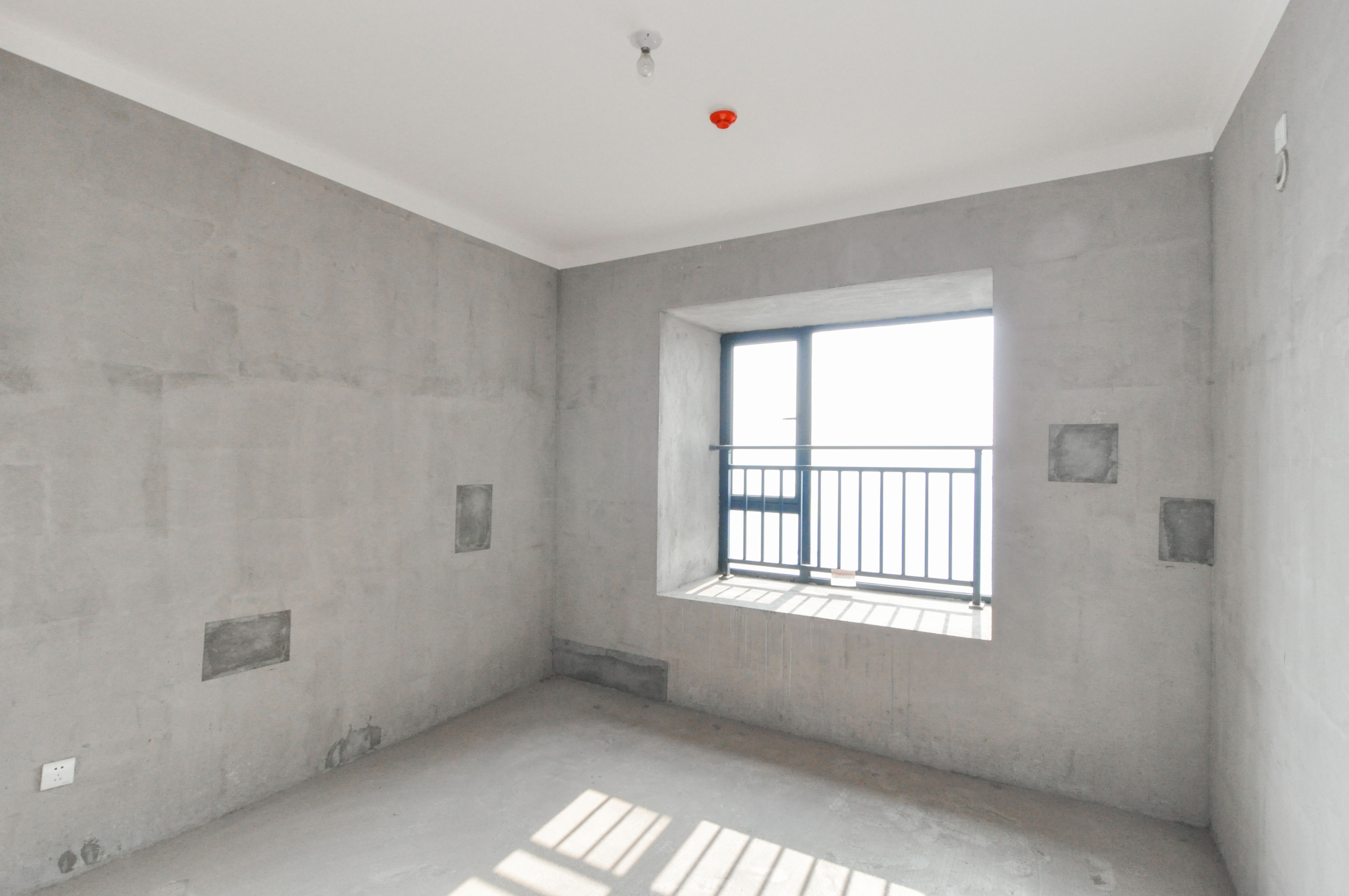 中建梅溪湖中心  4室2厅2卫   195.00万其他