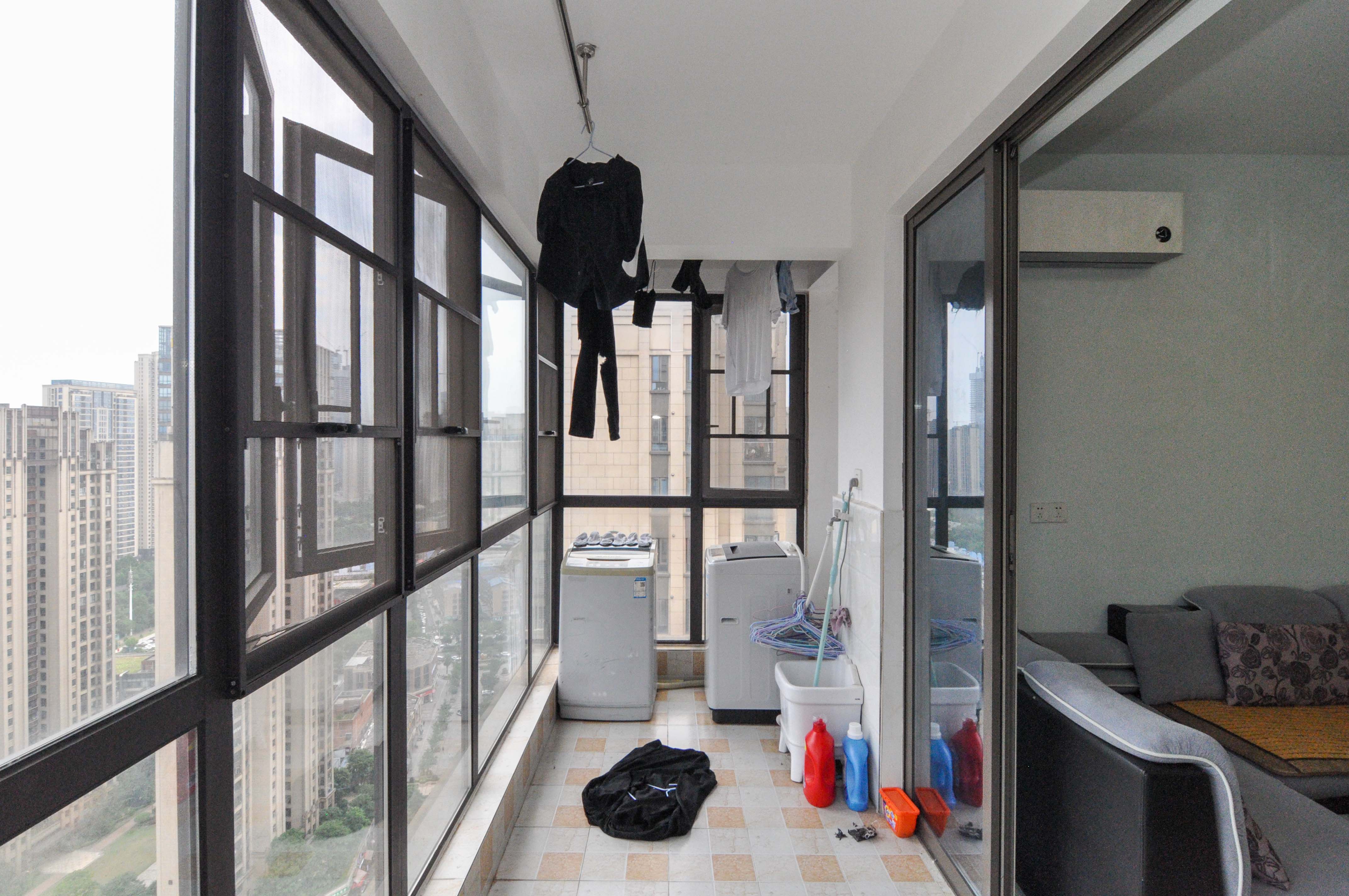 梅溪湖金茂悦(金悦雅苑)  3室2厅2卫    143.0万 梅溪湖金茂悦(金悦雅苑)  3室2厅2卫    143.0万其他