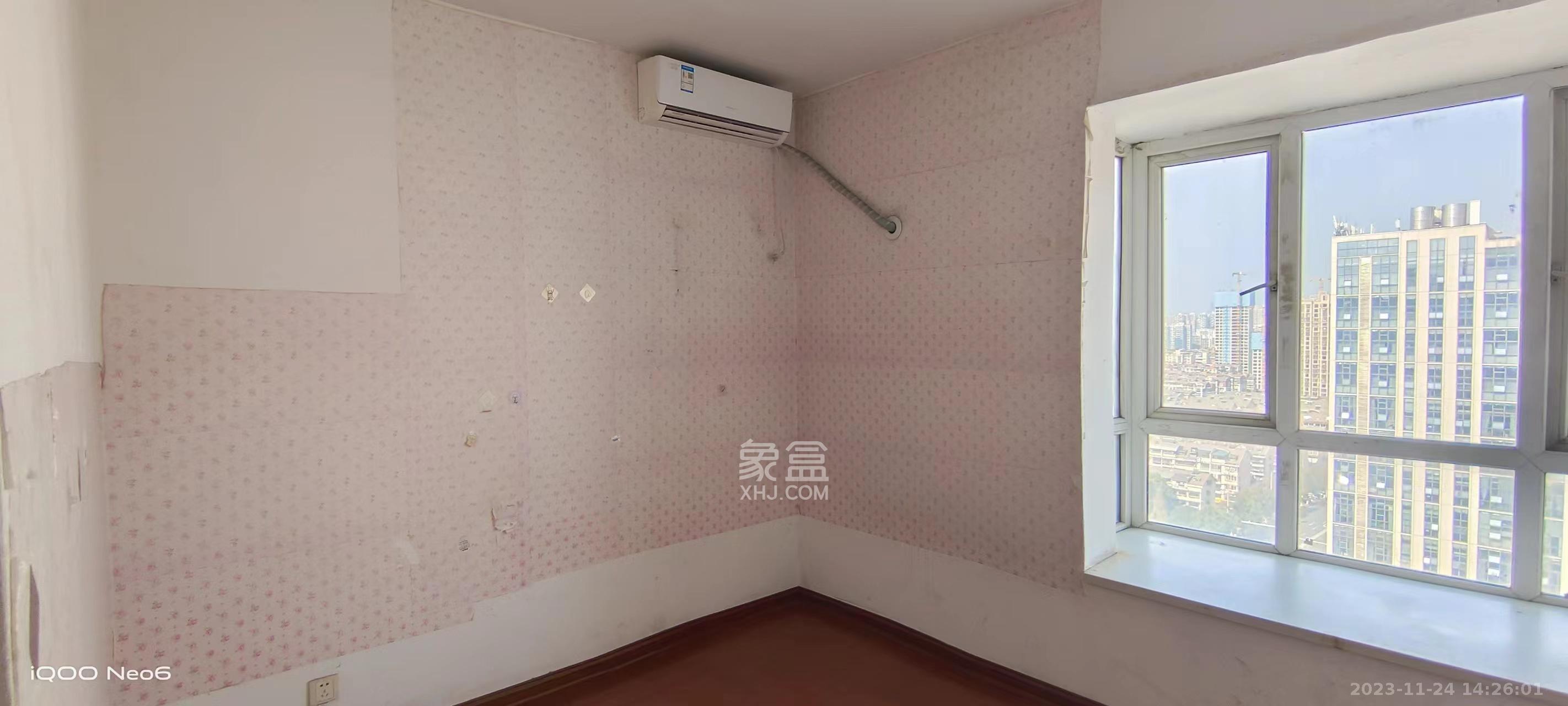 芙蓉上河图  4室2厅1卫    2380.0元/月室内图