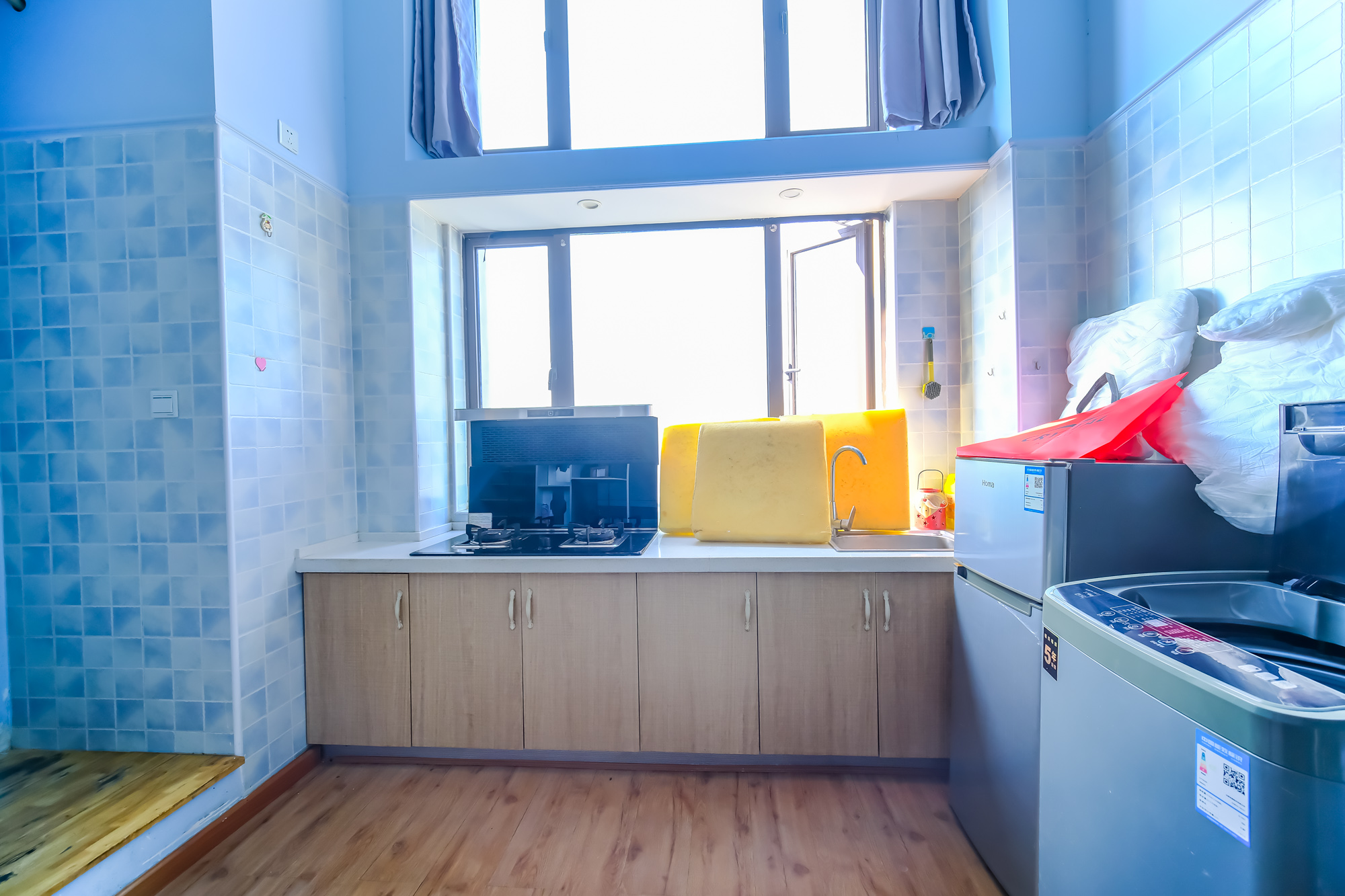 艾美潇湘 1室1厅1卫 29.96万 艾美潇湘 1室1厅1卫 29.96万厨房