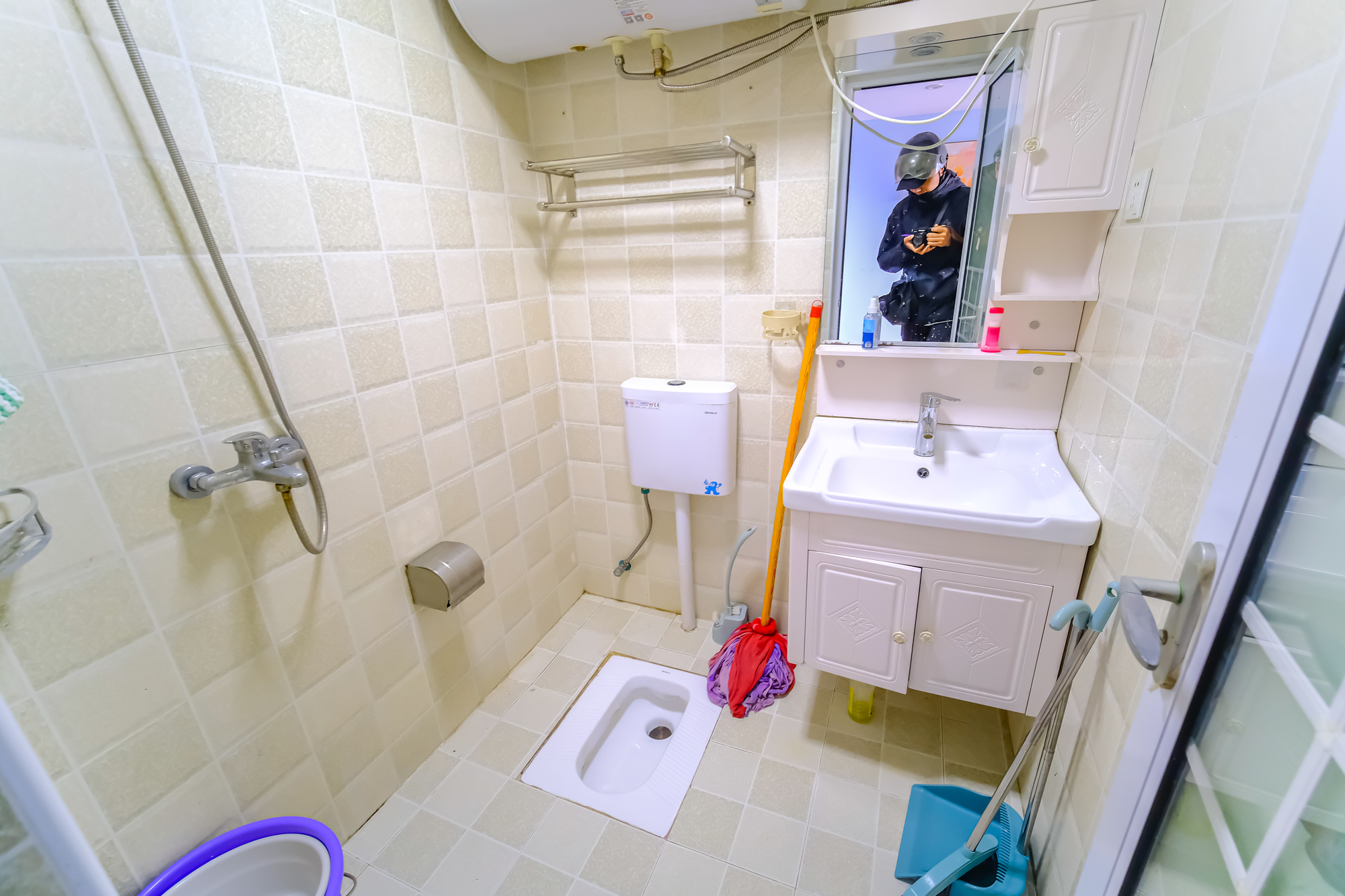 艾美潇湘 1室1厅1卫 29.96万 艾美潇湘 1室1厅1卫 29.96万卫生间