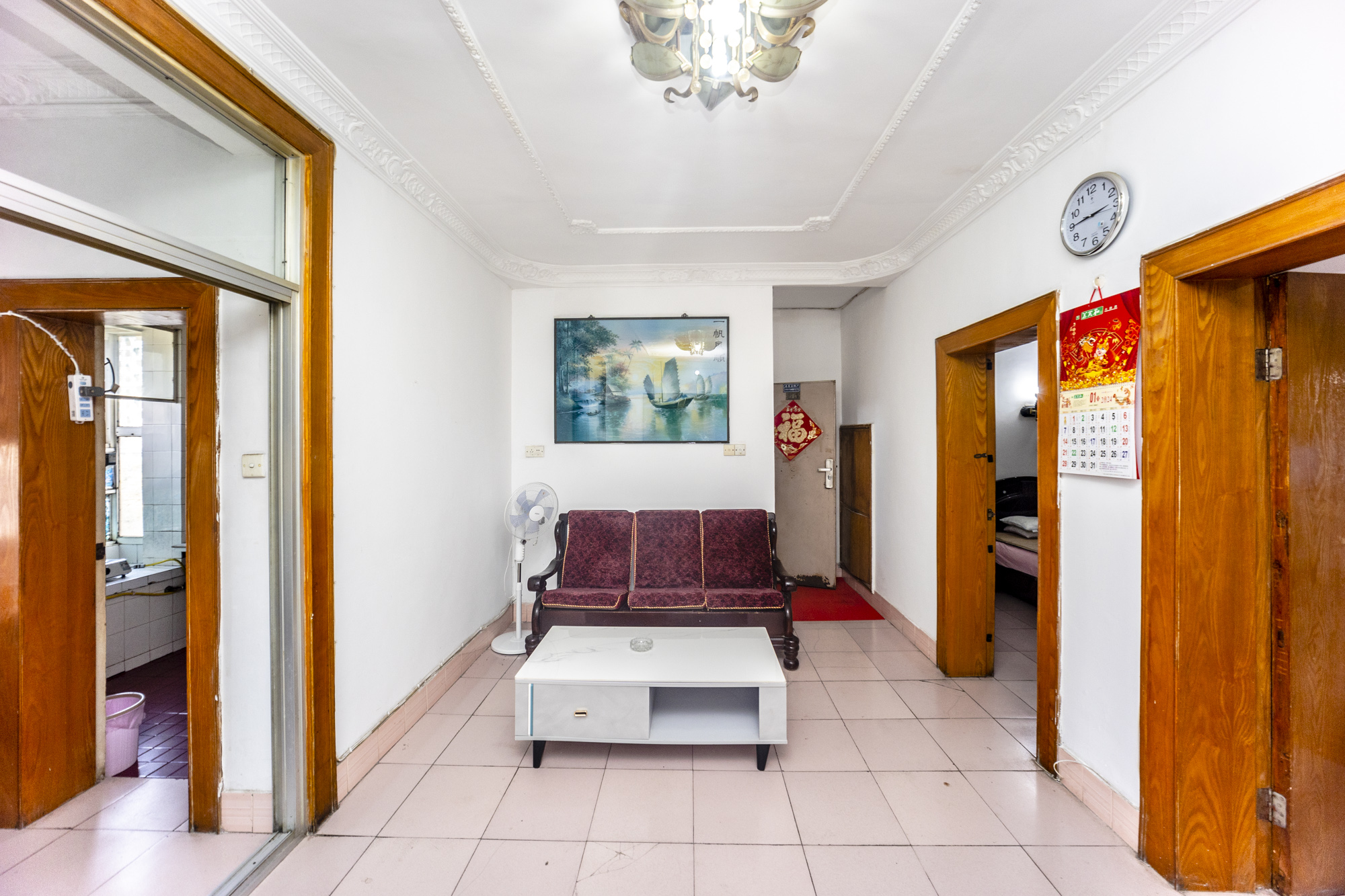 东瓜山二村 2室1厅1卫 32.00万 东瓜山二村 2室1厅1卫 32.00万客厅