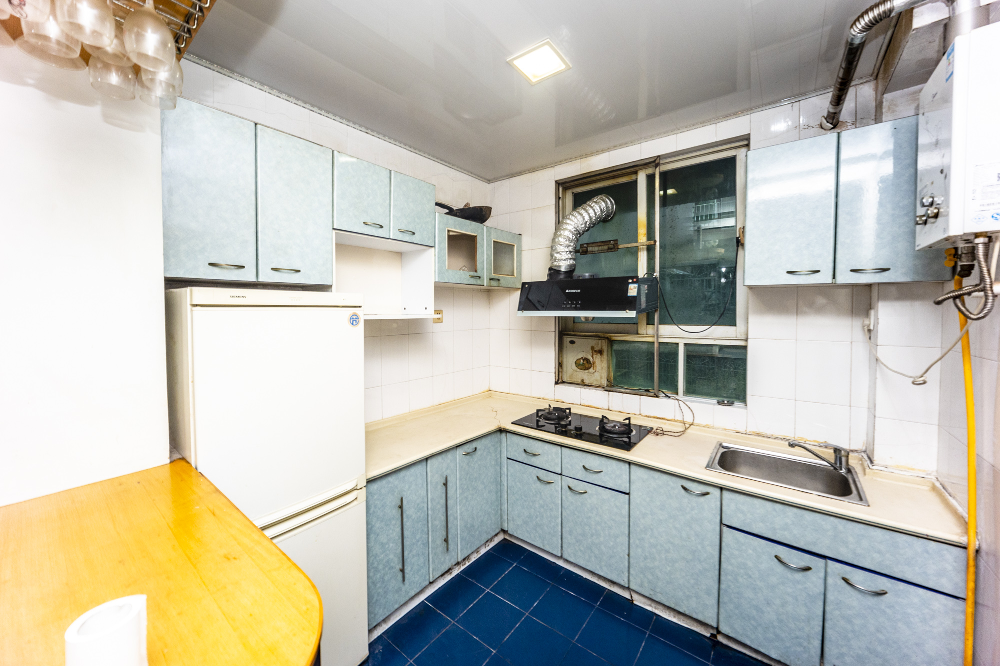 南建公寓 2室2厅2卫 45.0万 南建公寓 2室2厅2卫 45.0万厨房