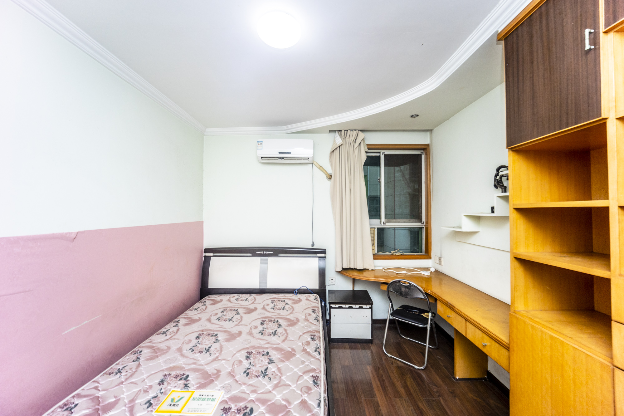 南建公寓 2室2厅2卫 45.0万 南建公寓 2室2厅2卫 45.0万卧室