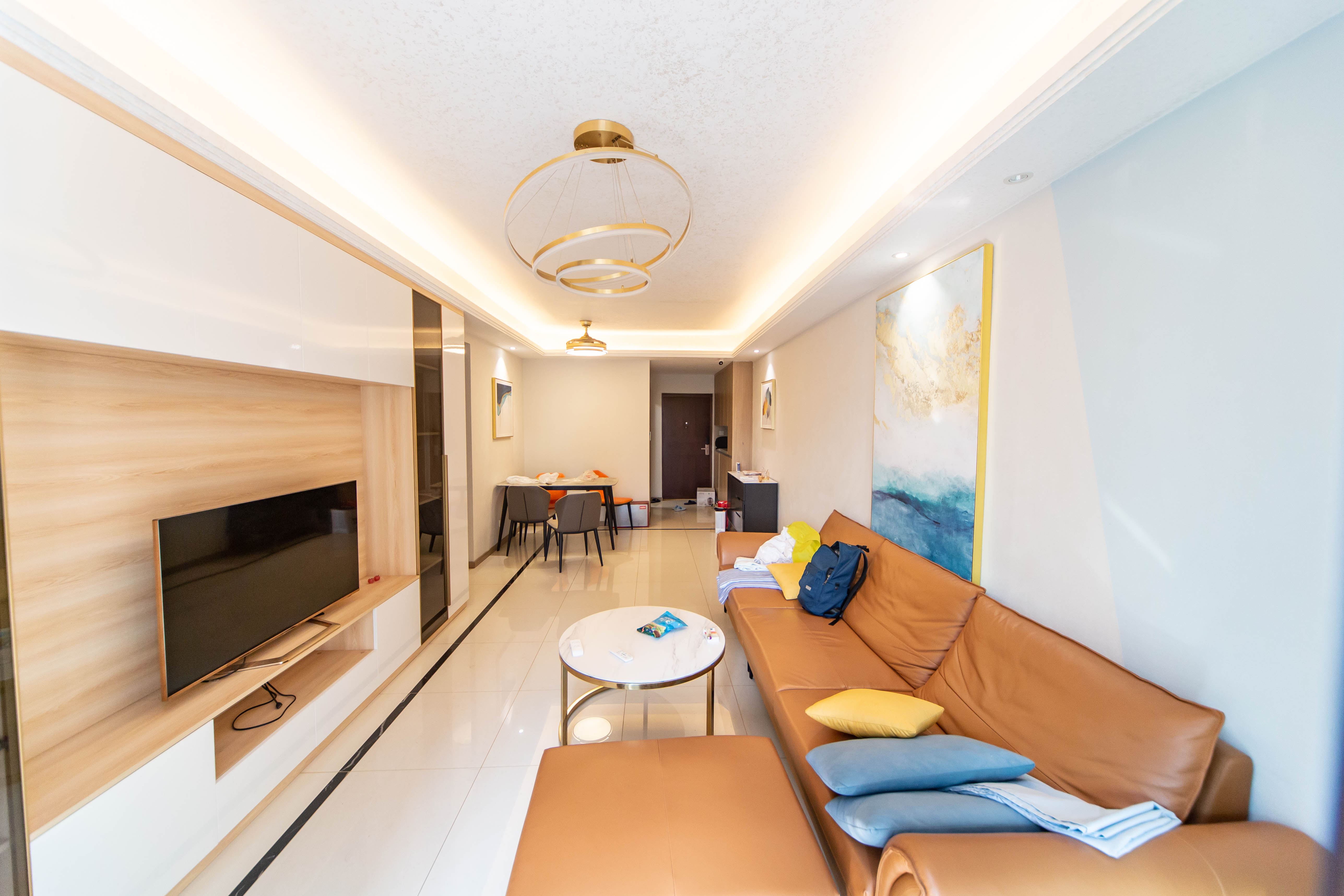 长沙高铁吾悦广场  3室2厅2卫    149.0万客厅