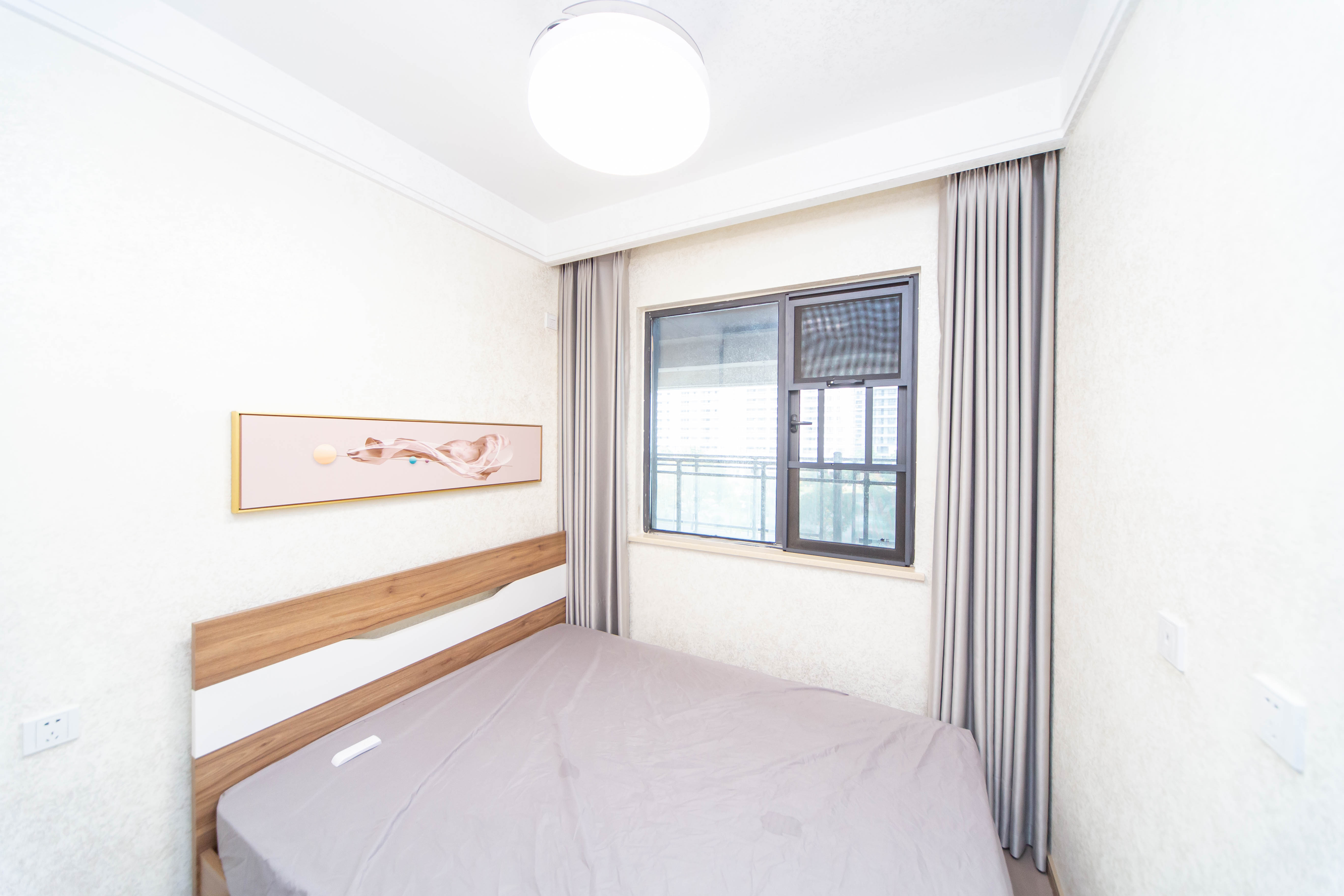 长沙高铁吾悦广场  3室2厅2卫    149.0万卧室