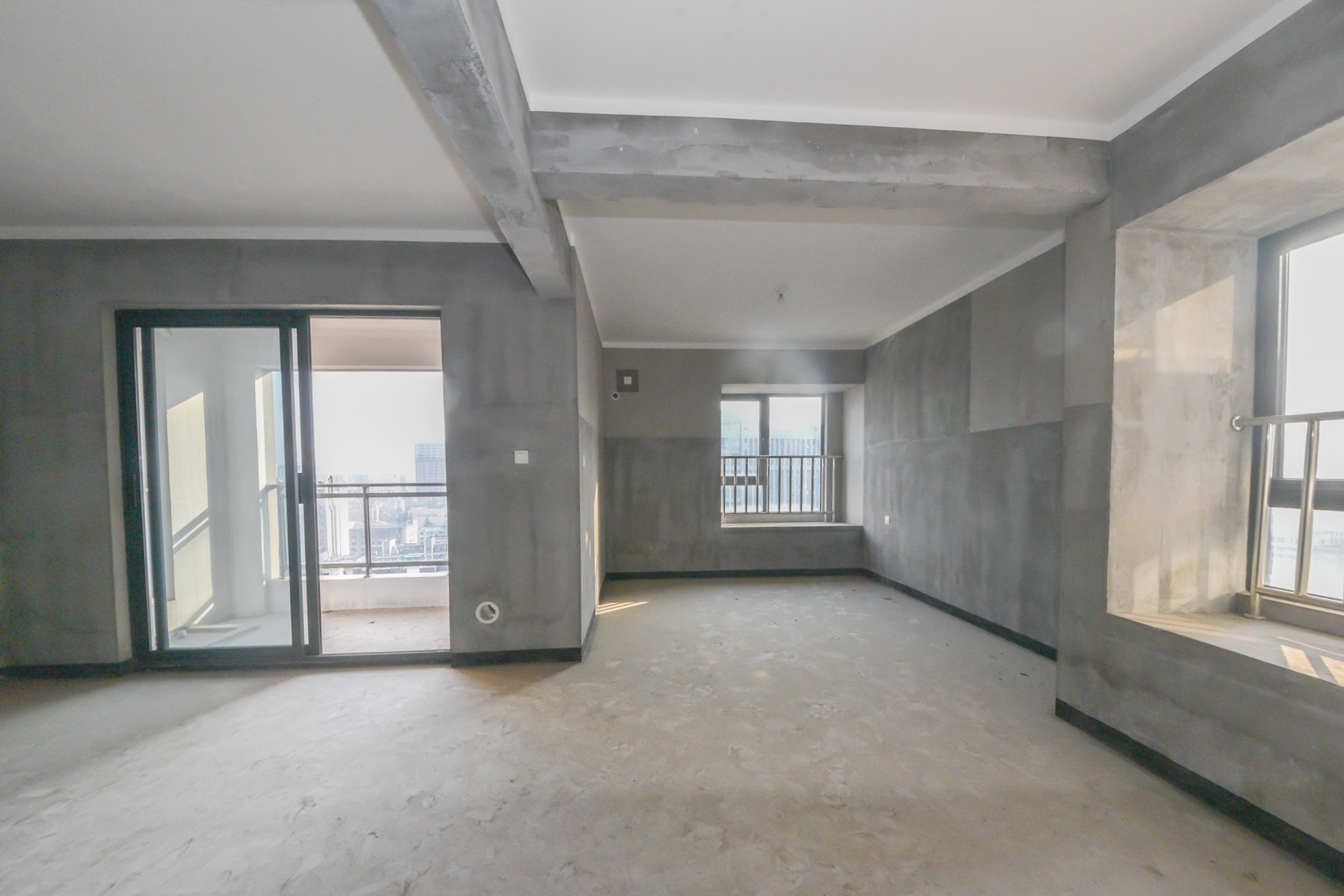 建发中央公园（建发美地）  3室2厅2卫   145.00万客厅