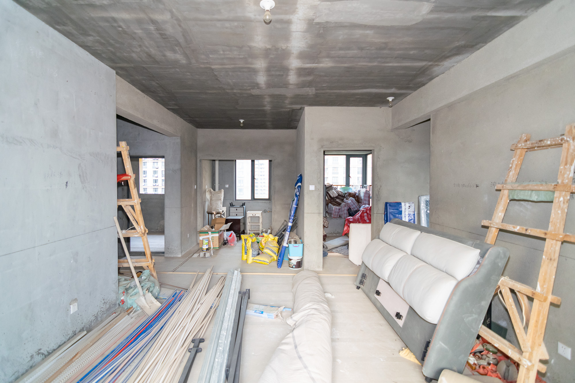 澳海澜庭 3室2厅1卫 65.0万 澳海澜庭 3室2厅1卫 65.0万客厅