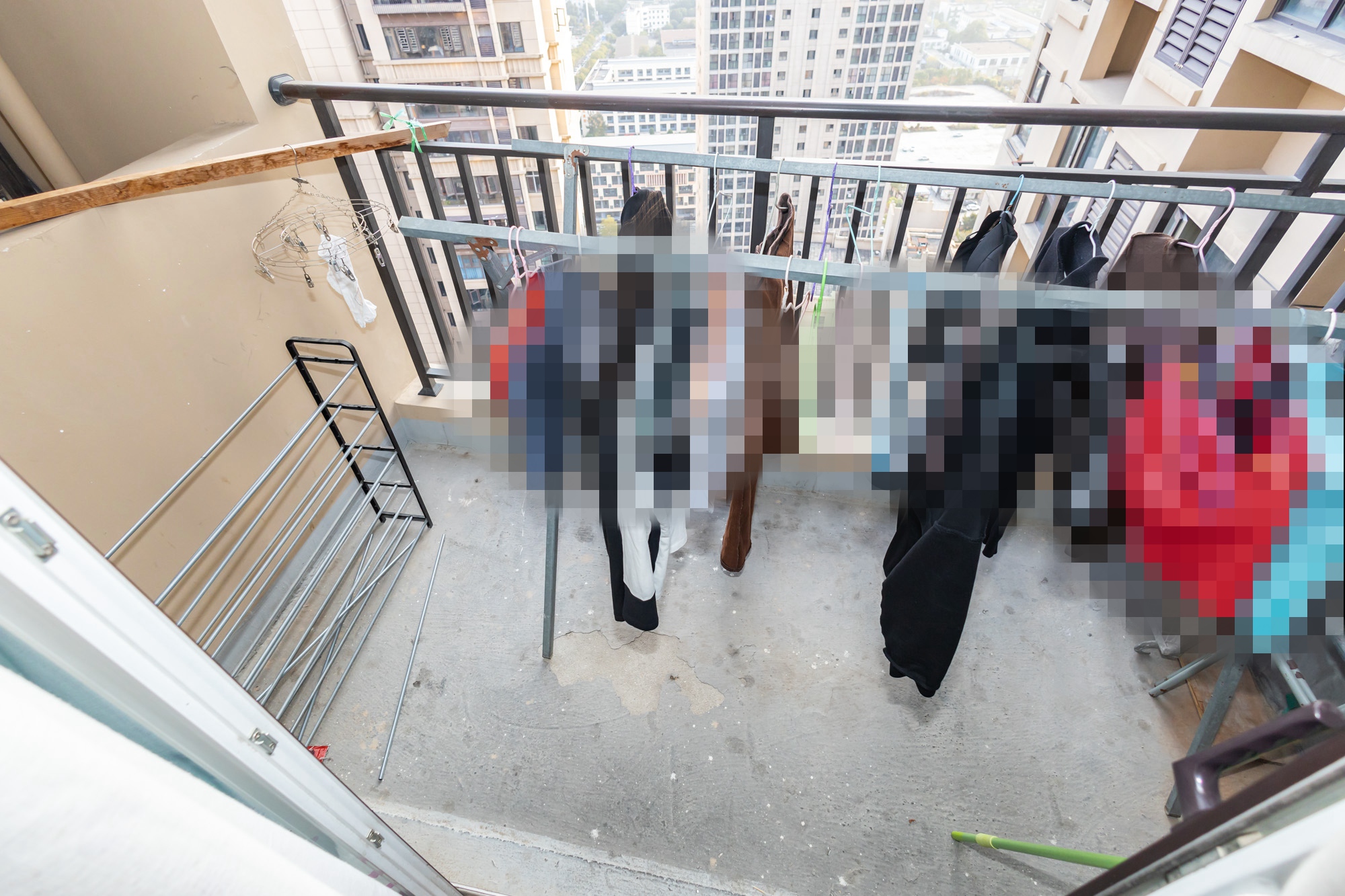 金科时代中心 4室2厅2卫 99.0万 金科时代中心 4室2厅2卫 99.0万阳台