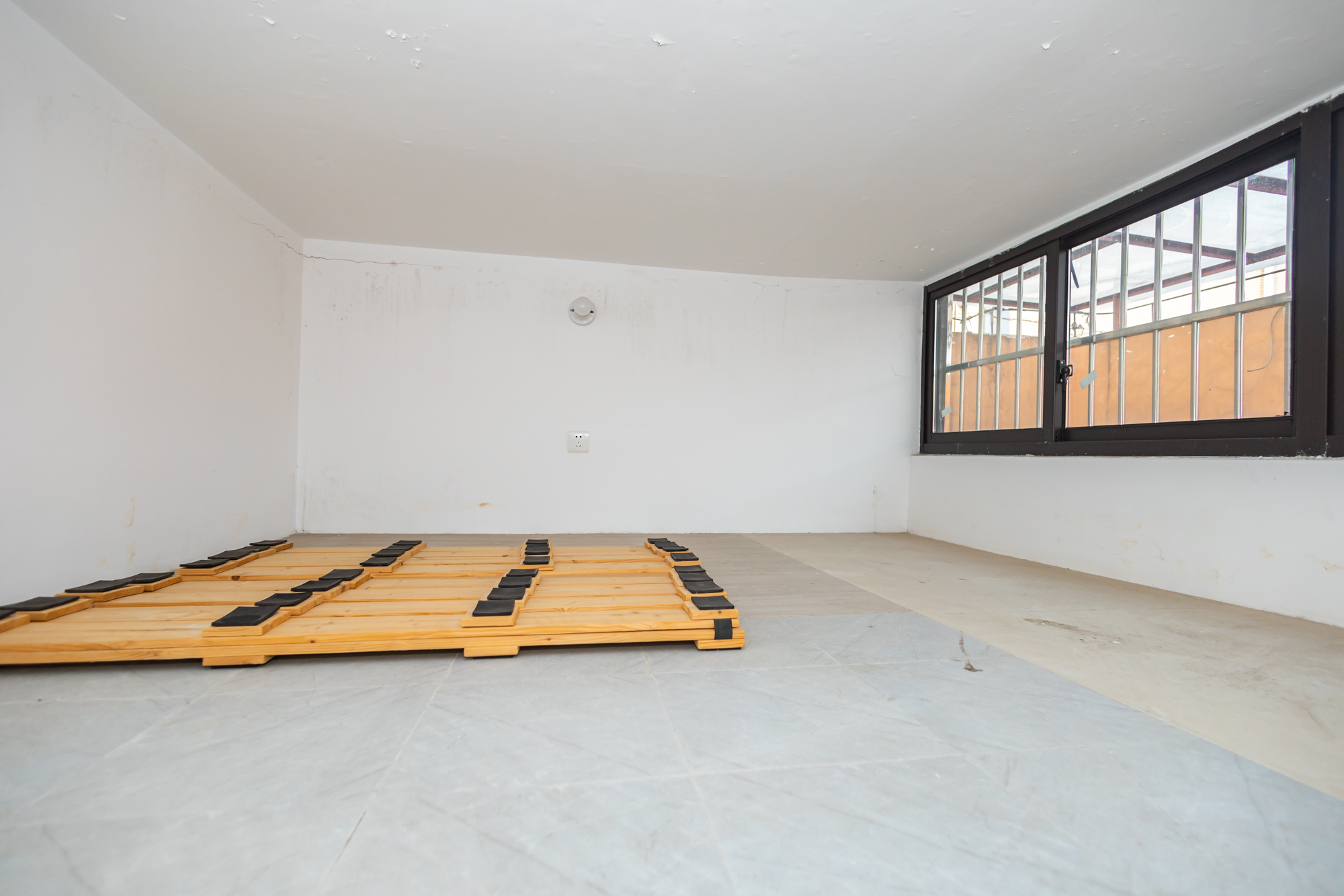 新长海广场 3室2厅1卫 49.8万 新长海广场 3室2厅1卫 49.8万其他