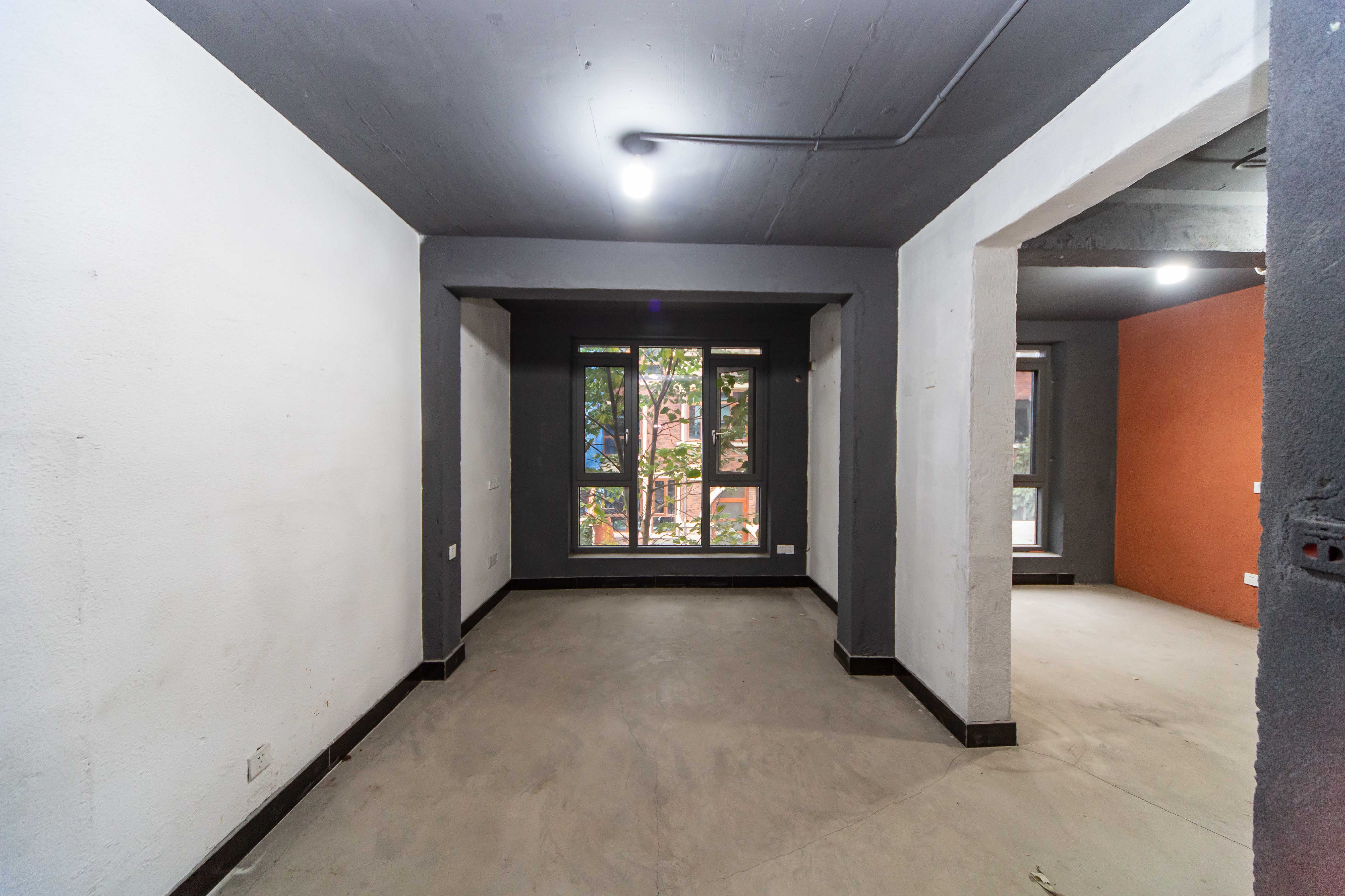 吉联小区(红墅湾) 6室2厅4卫 598.0万 吉联小区(红墅湾) 6室2厅4卫 598.0万其他