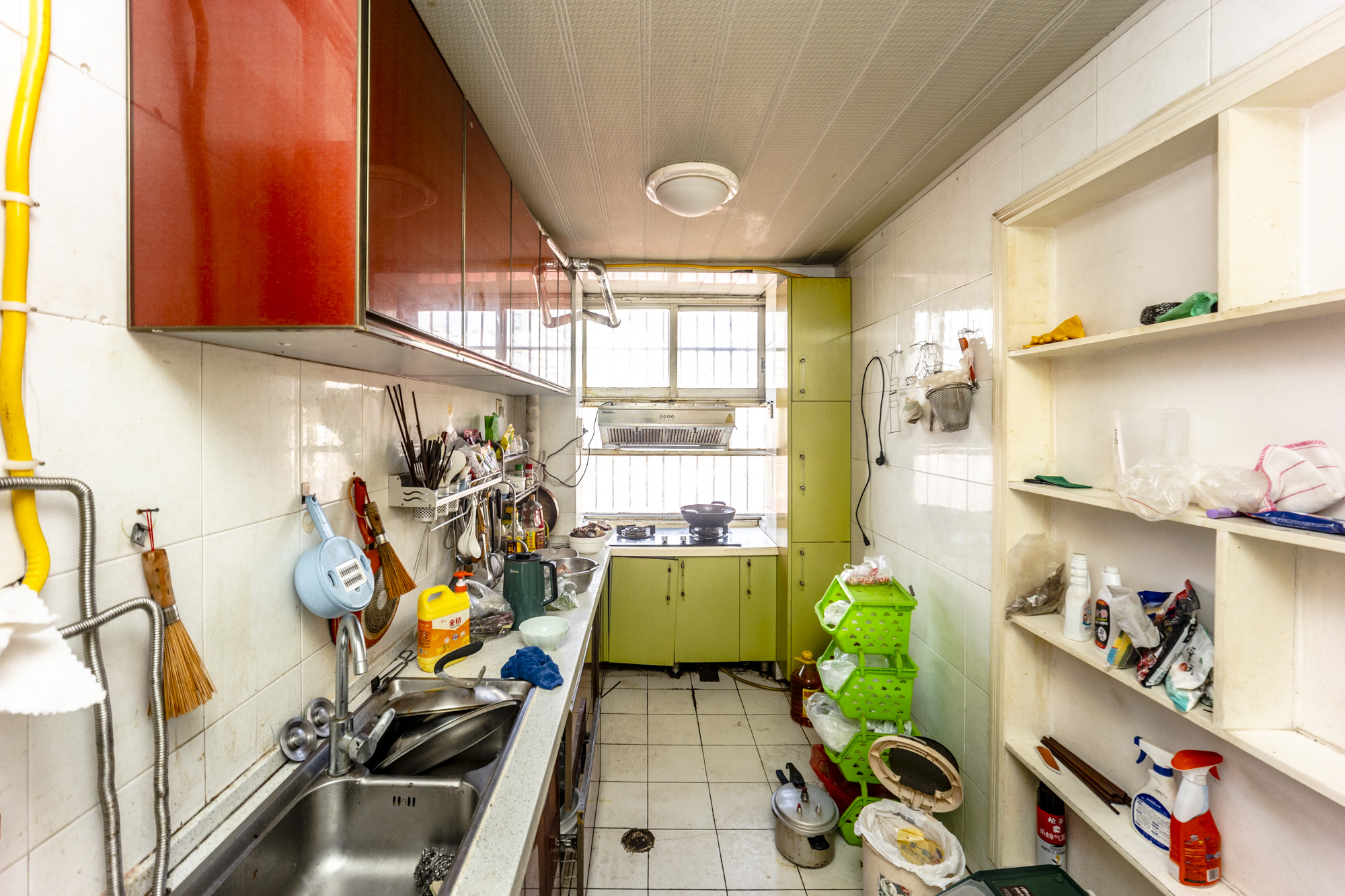 天剑路地税局宿舍  3室2厅2卫    108.0万厨房