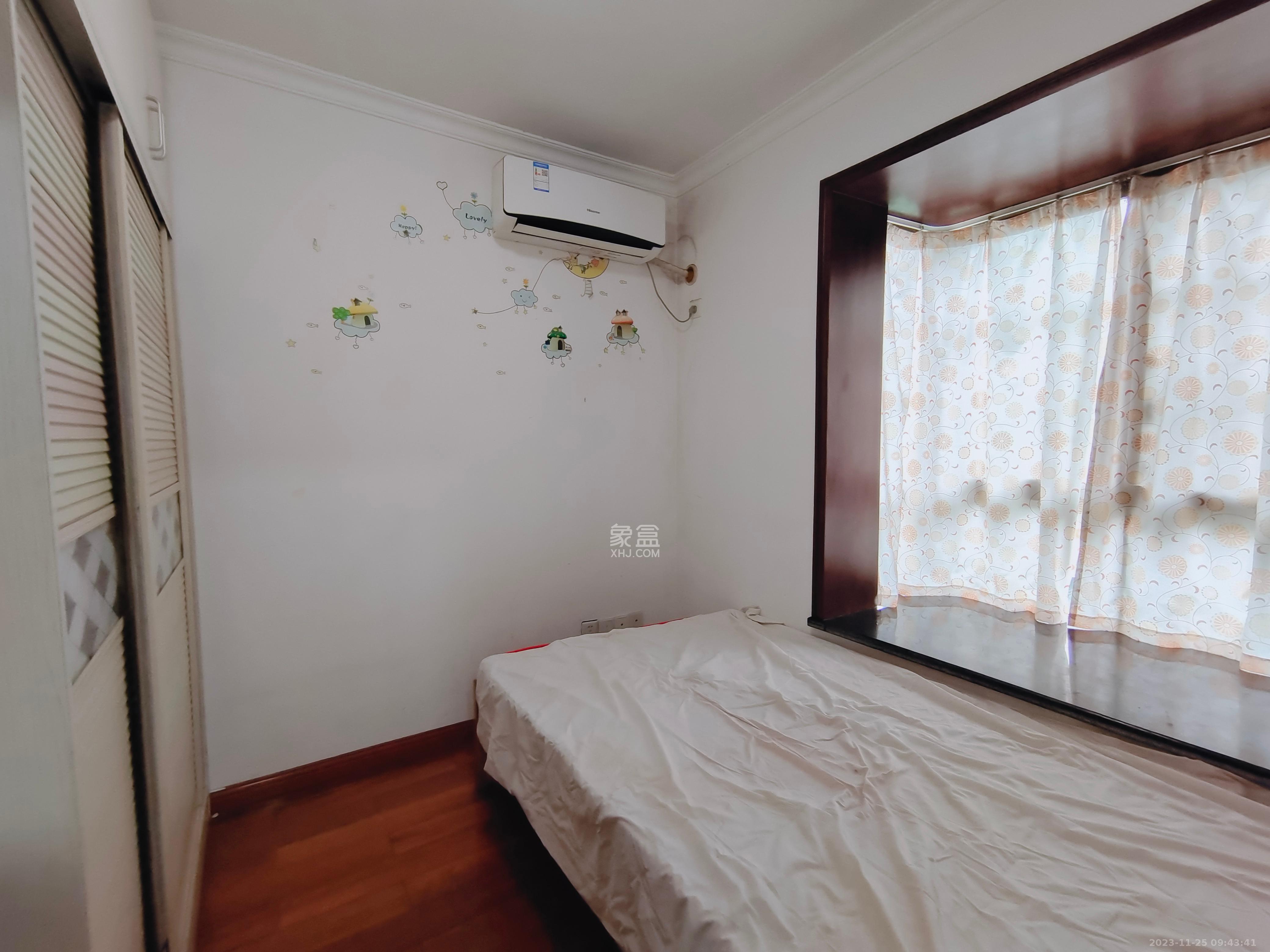 景香苑  3室2厅1卫    2600.0元/月室内图