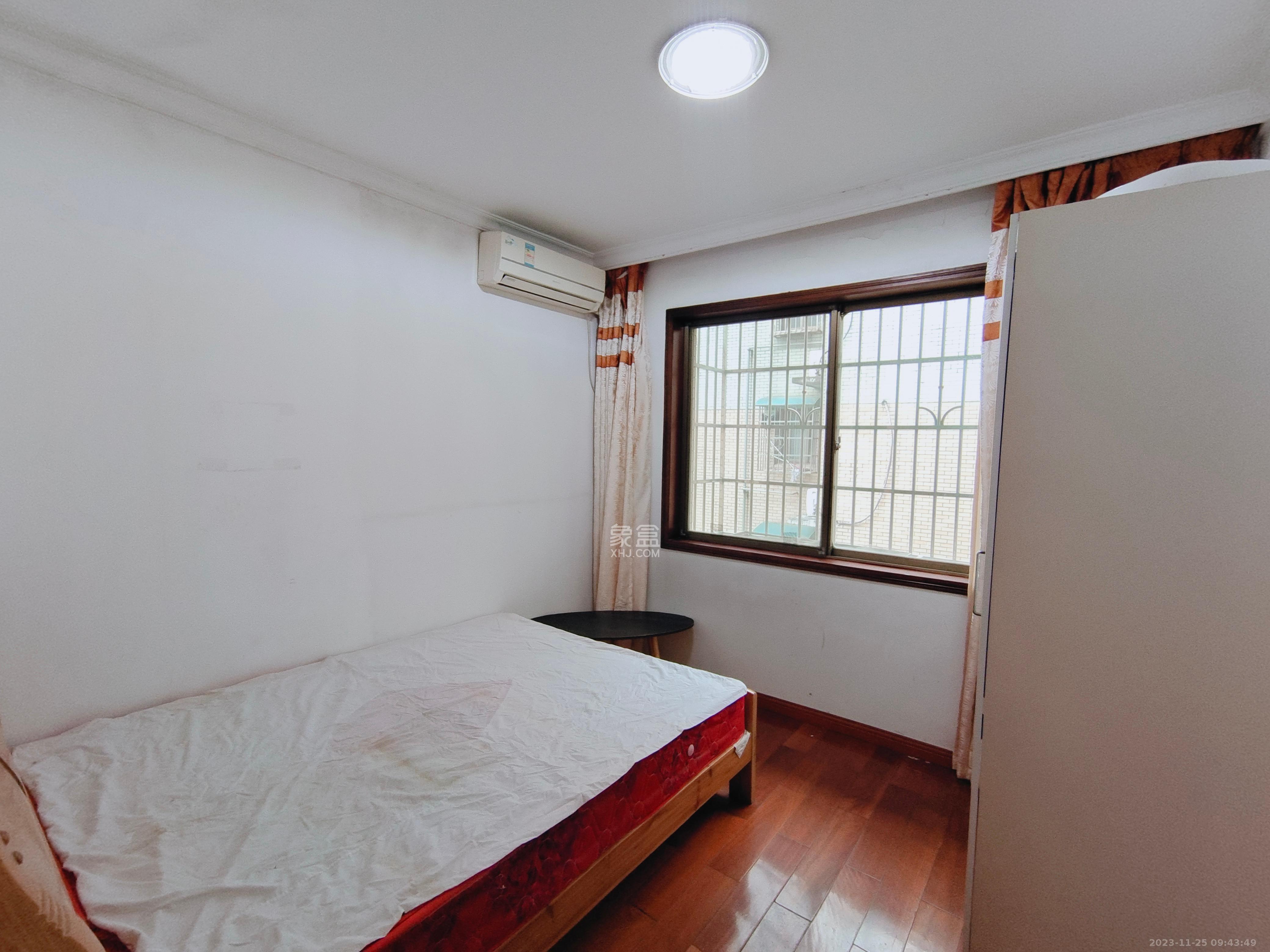 景香苑  3室2厅1卫    2600.0元/月室内图