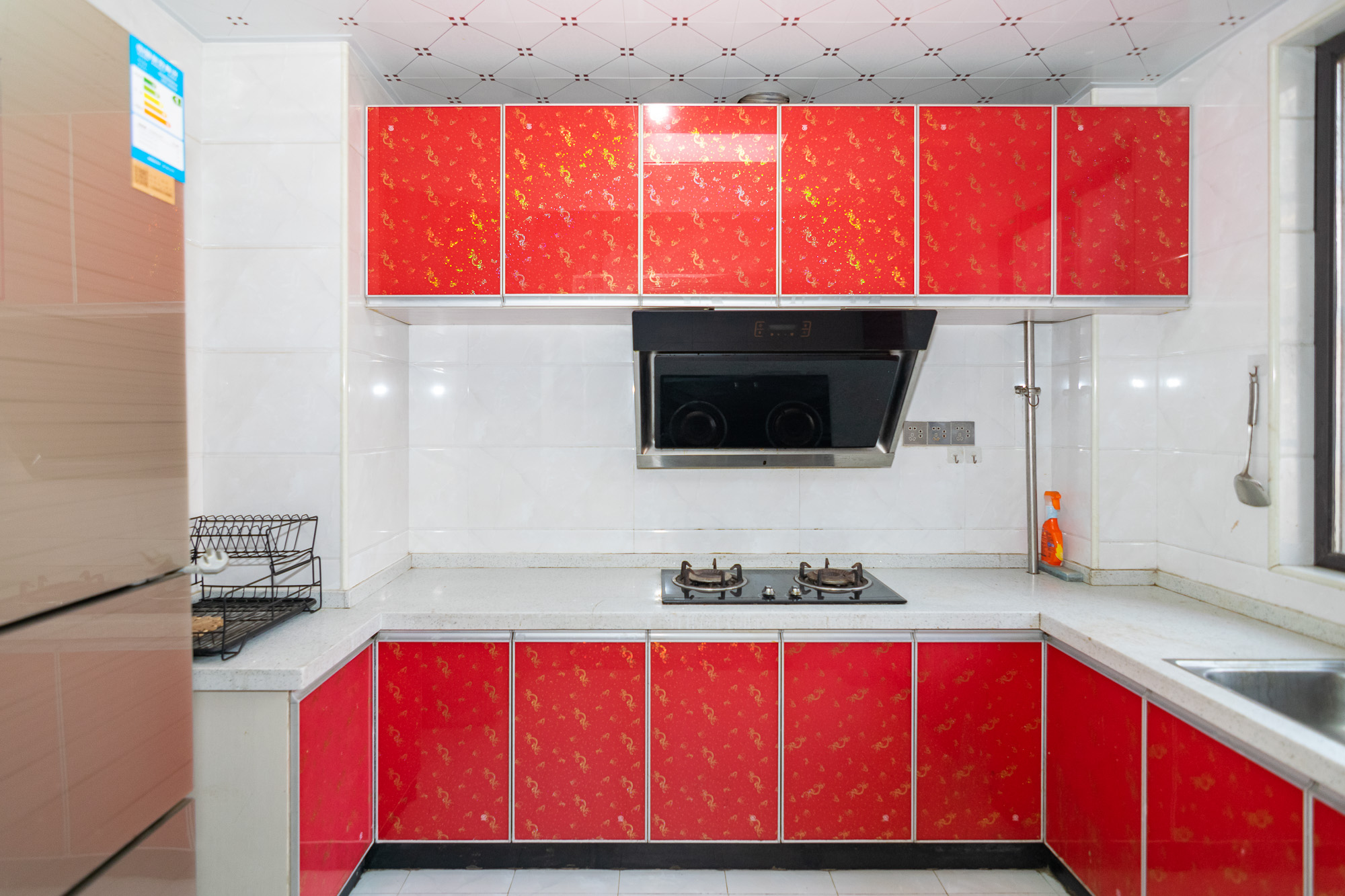 新城国际花都 3室2厅2卫 91.8万 新城国际花都 3室2厅2卫 91.8万厨房