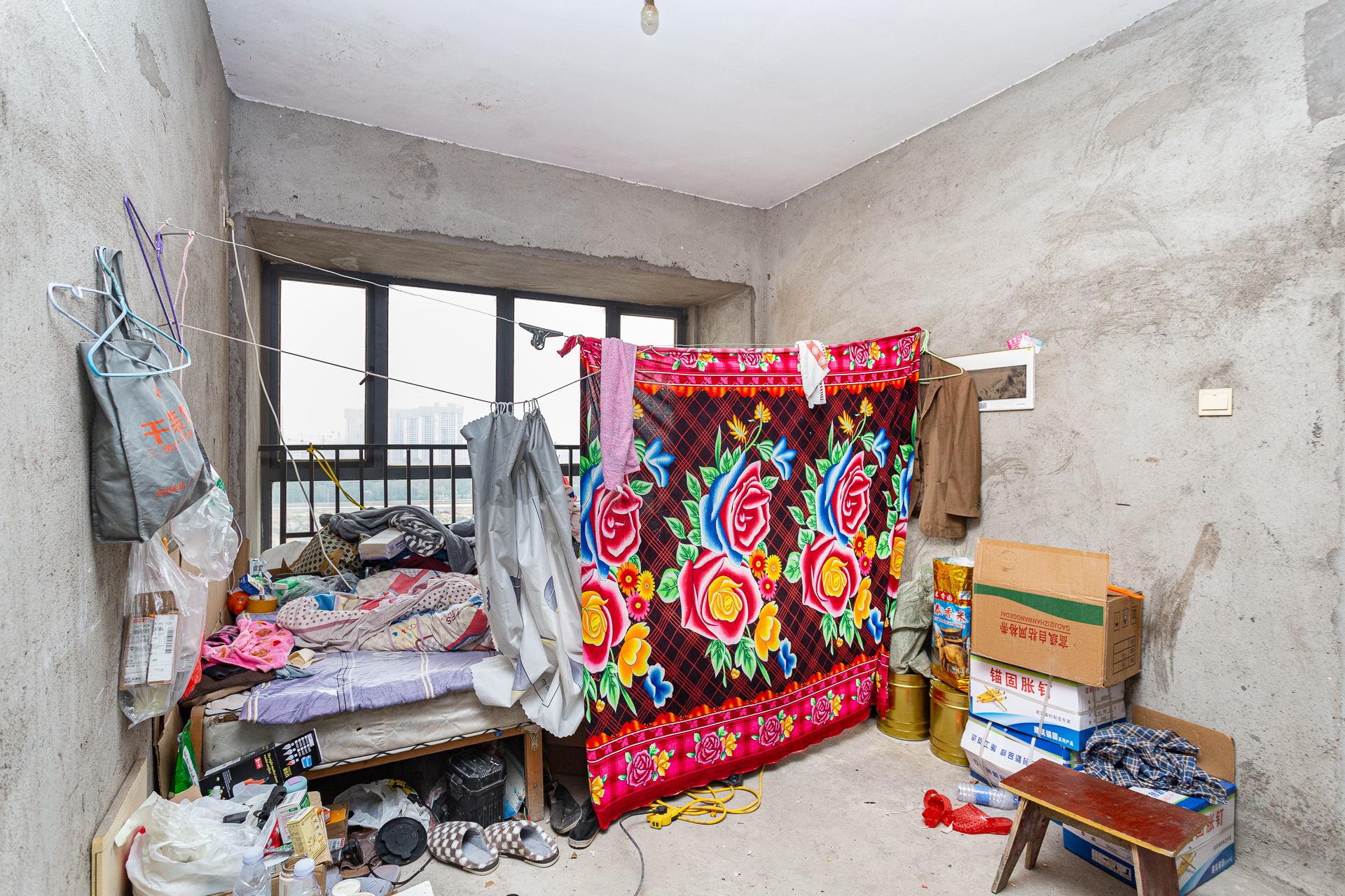 勤诚达新界  5室2厅2卫    137.0万 勤诚达新界  5室2厅2卫    137.0万其他