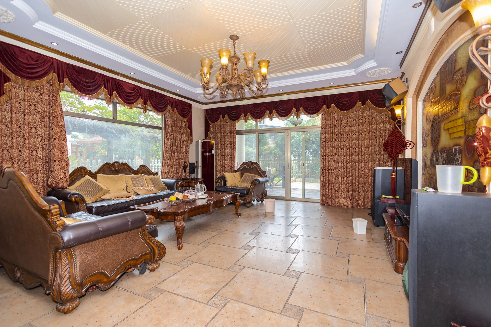 碧桂园威尼斯城  6室2厅5卫    759.88万 碧桂园威尼斯城  6室2厅5卫    759.88万