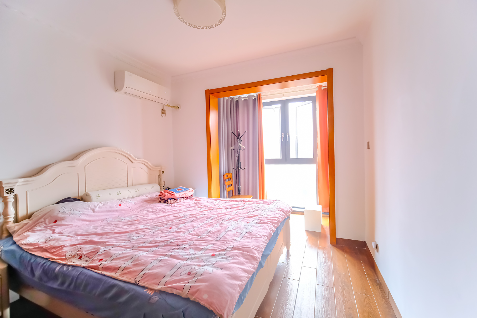 和悦城(蟠龙景苑) 3室2厅1卫 76.0万 和悦城(蟠龙景苑) 3室2厅1卫 76.0万卧室