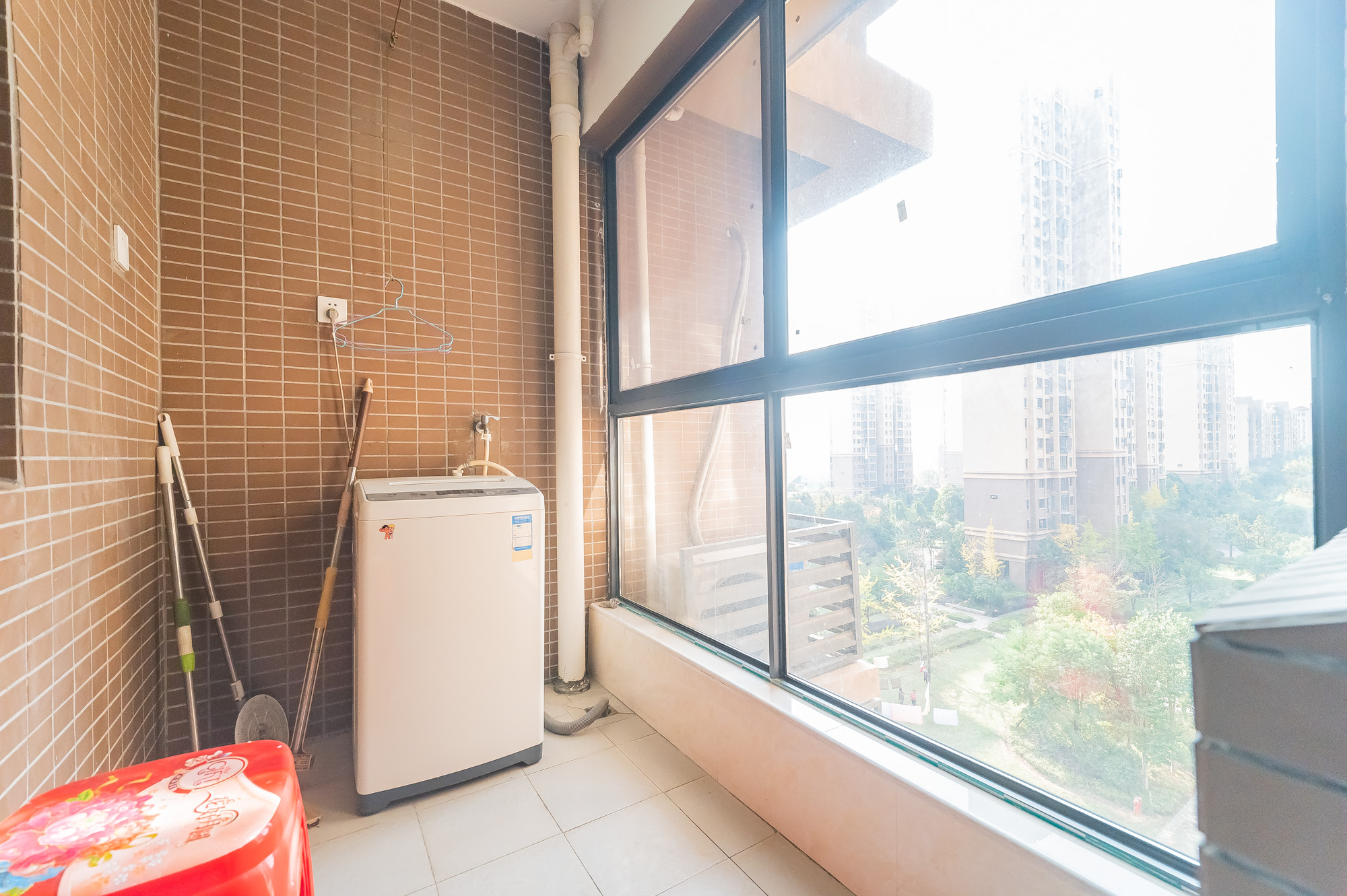 深业睿城 2室2厅1卫 60.8万 深业睿城 2室2厅1卫 60.8万阳台