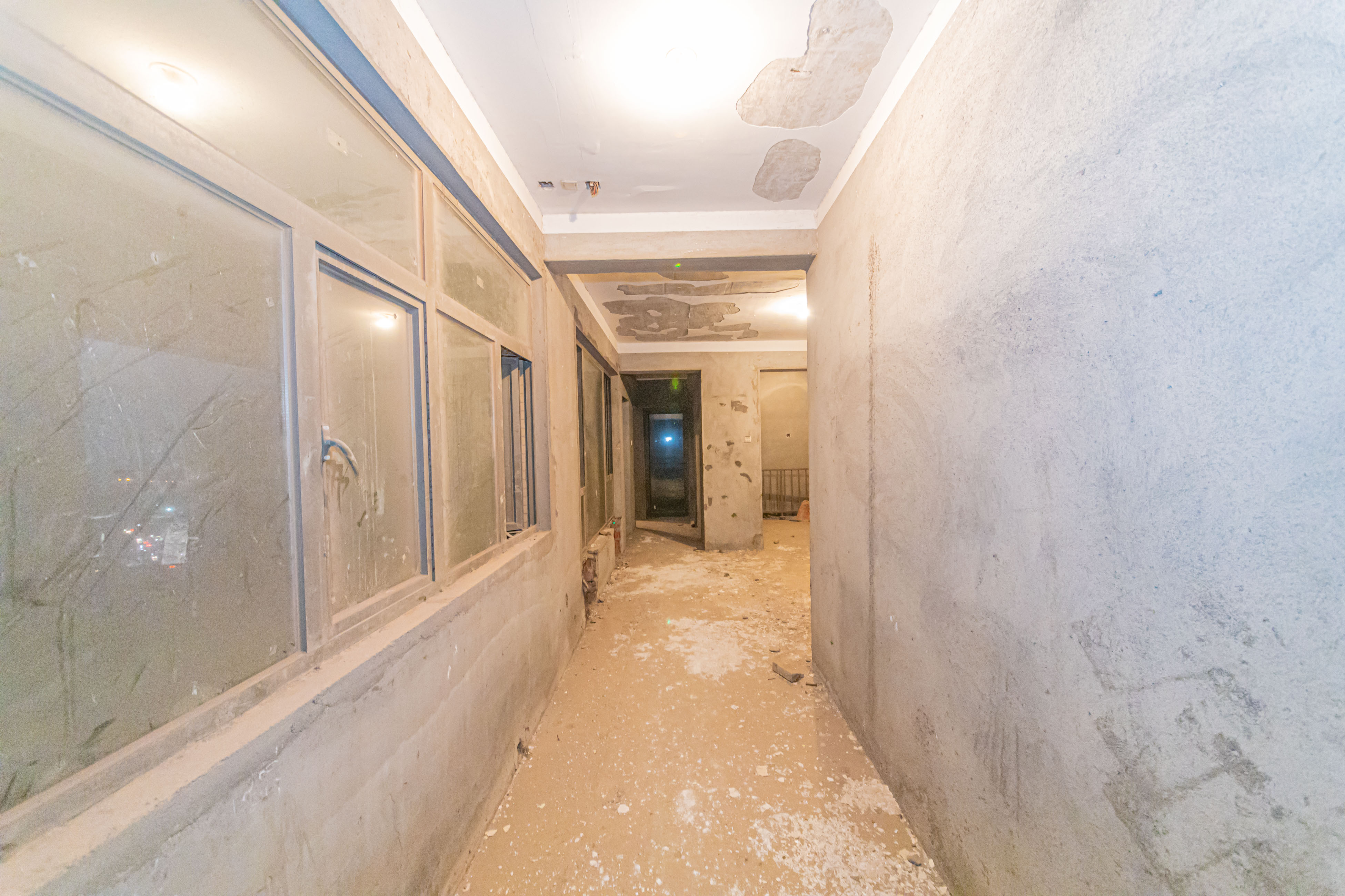 幸福庄园  5室2厅3卫   128.00万其他