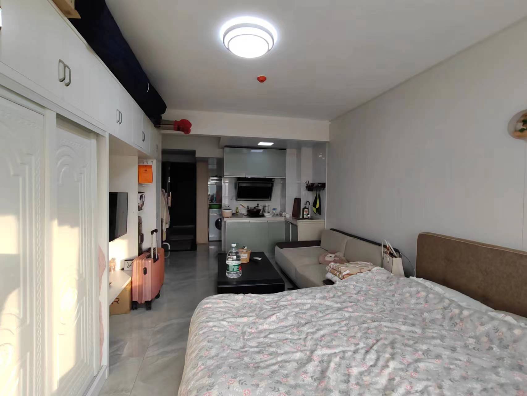 美的城三期 1室1厅1卫 26.0万 美的城三期 1室1厅1卫 26.0万室内图