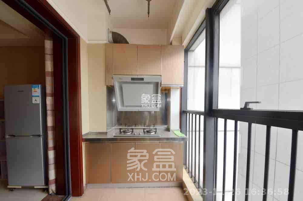 东塘瑞府  1室1厅1卫   2000.00元/月室内图