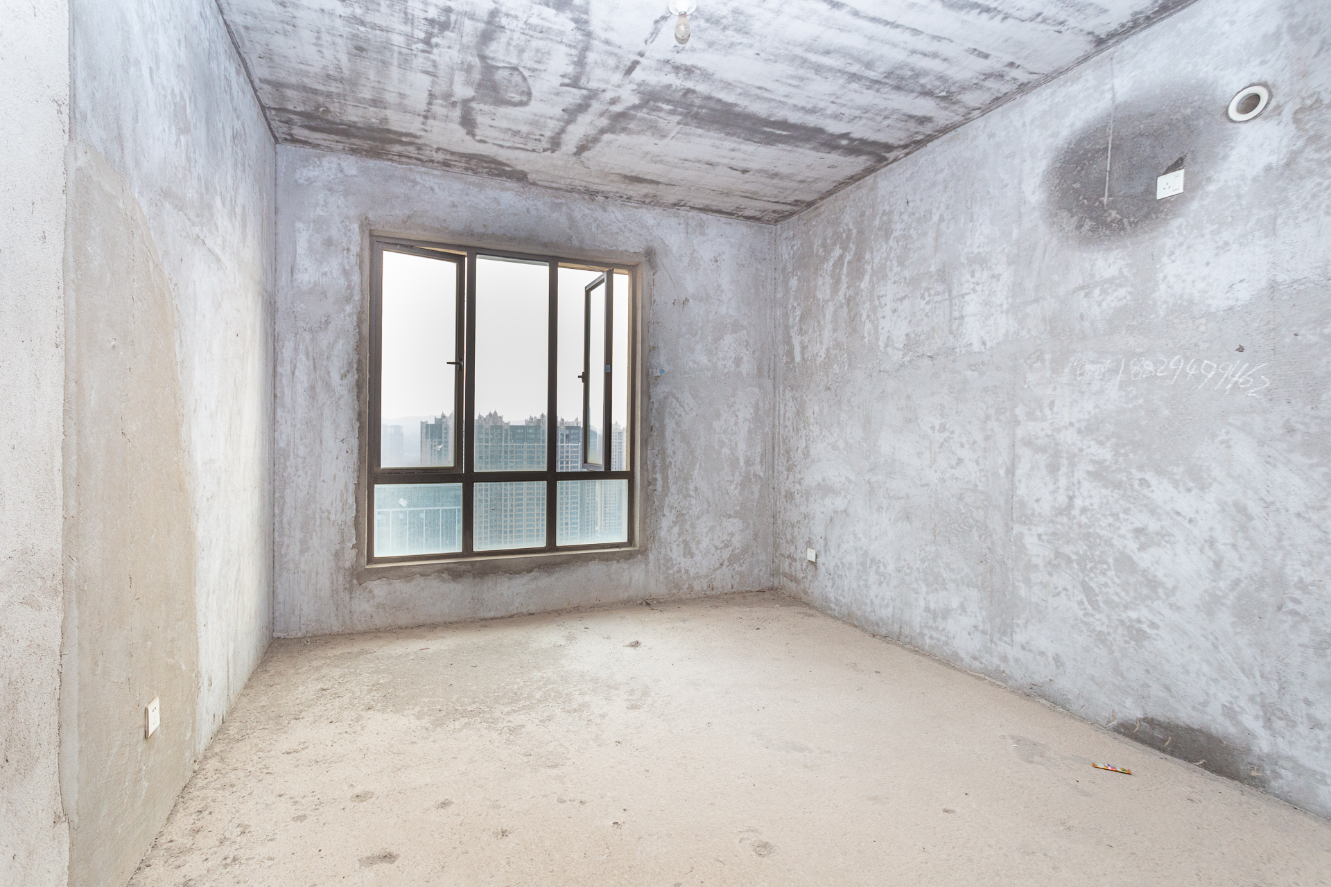 长高圆梦佳苑 4室2厅2卫 99.8万 长高圆梦佳苑 4室2厅2卫 99.8万卧室