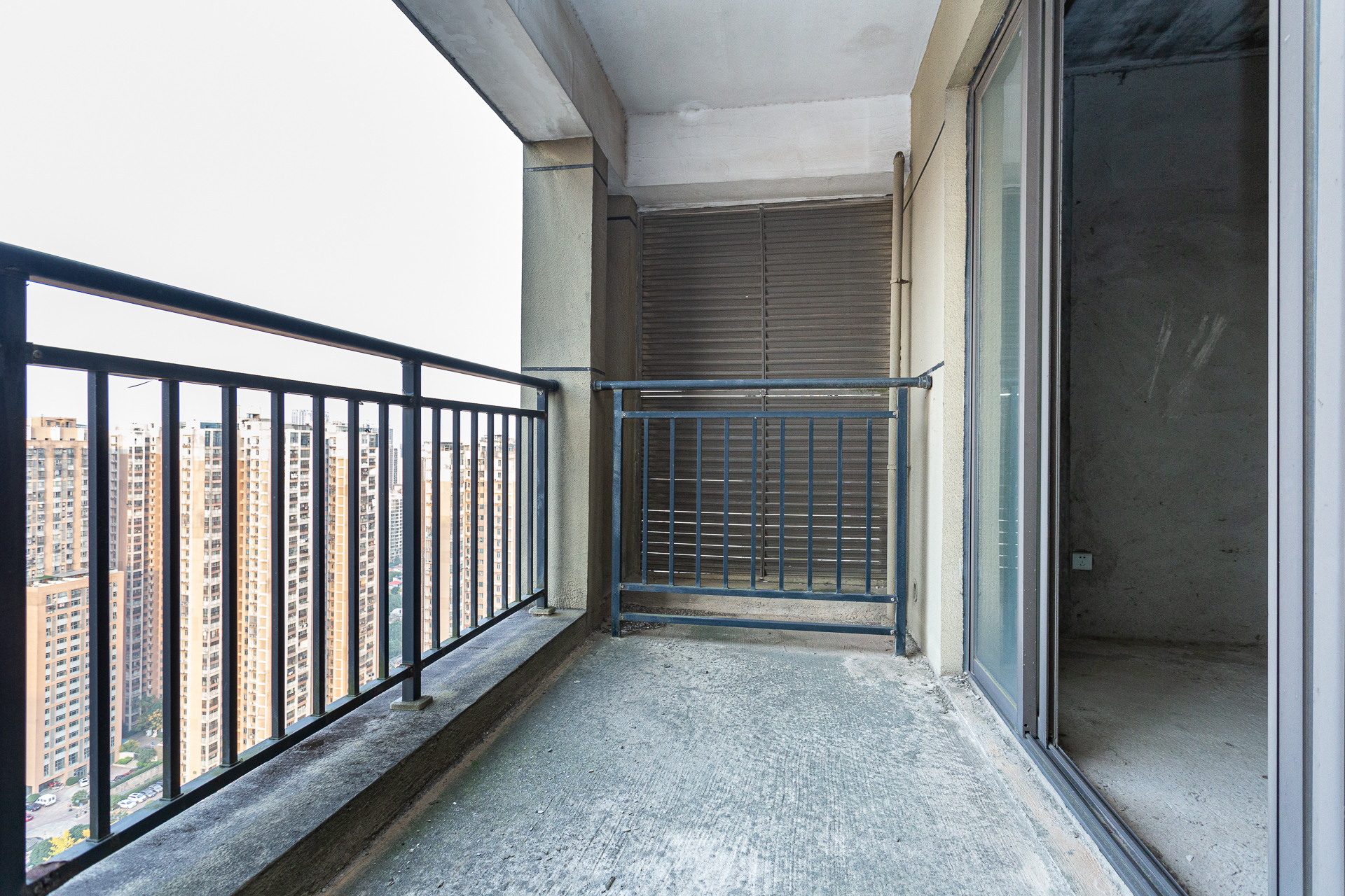 长高圆梦佳苑 4室2厅2卫 99.8万 长高圆梦佳苑 4室2厅2卫 99.8万阳台