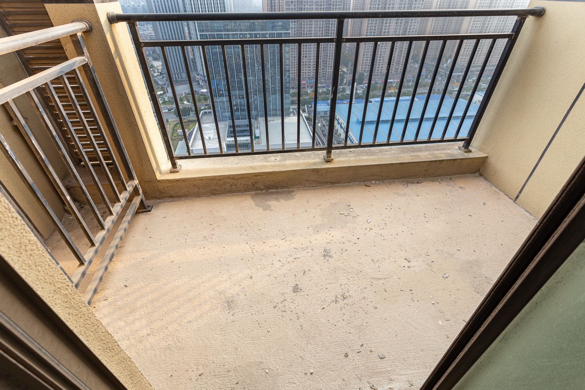 长高圆梦佳苑 4室2厅2卫 99.8万 长高圆梦佳苑 4室2厅2卫 99.8万阳台