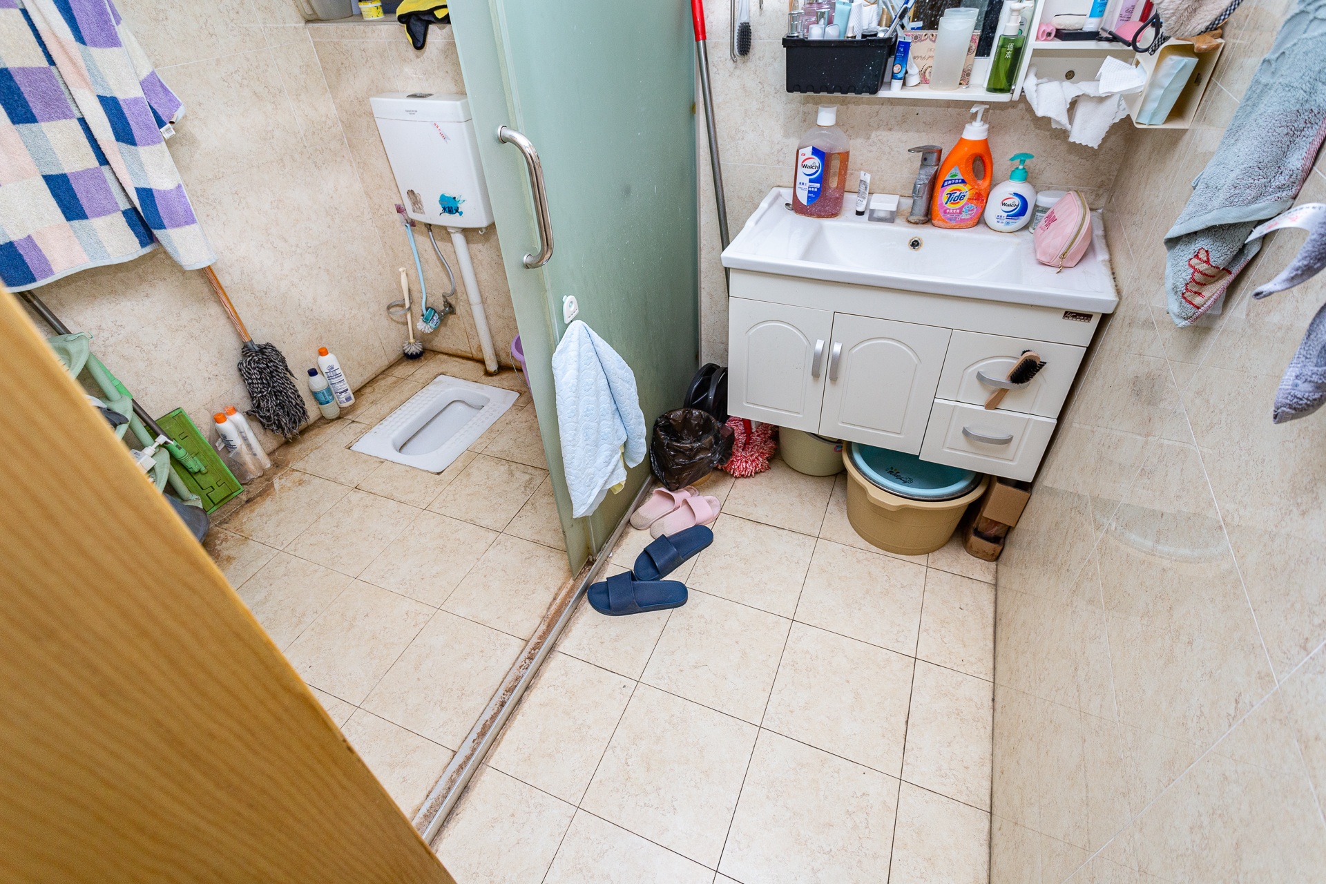 勤诚达新界  2室2厅1卫    86.0万 勤诚达新界  2室2厅1卫    86.0万卫生间