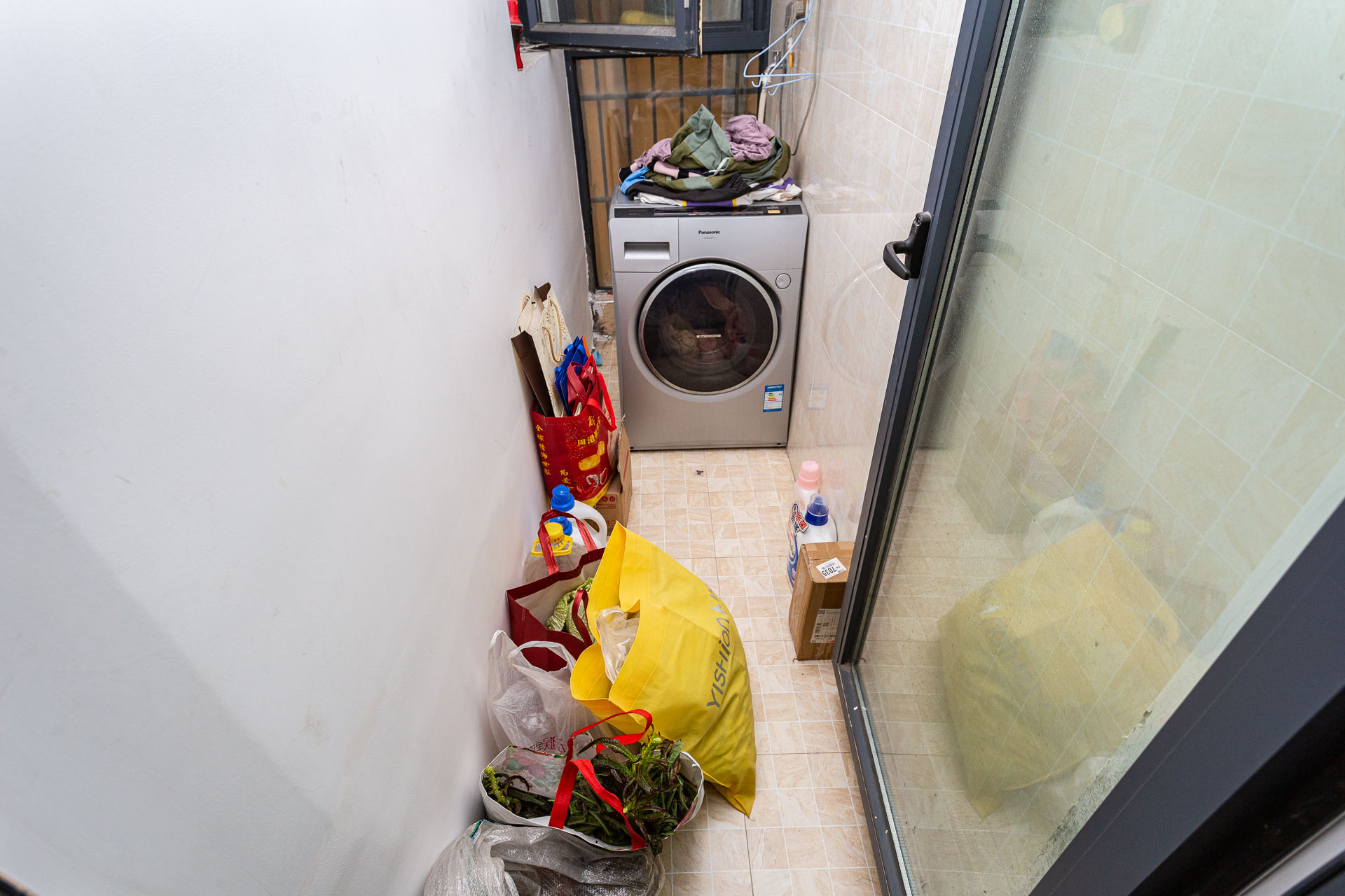 勤诚达新界  2室2厅1卫    86.0万 勤诚达新界  2室2厅1卫    86.0万阳台