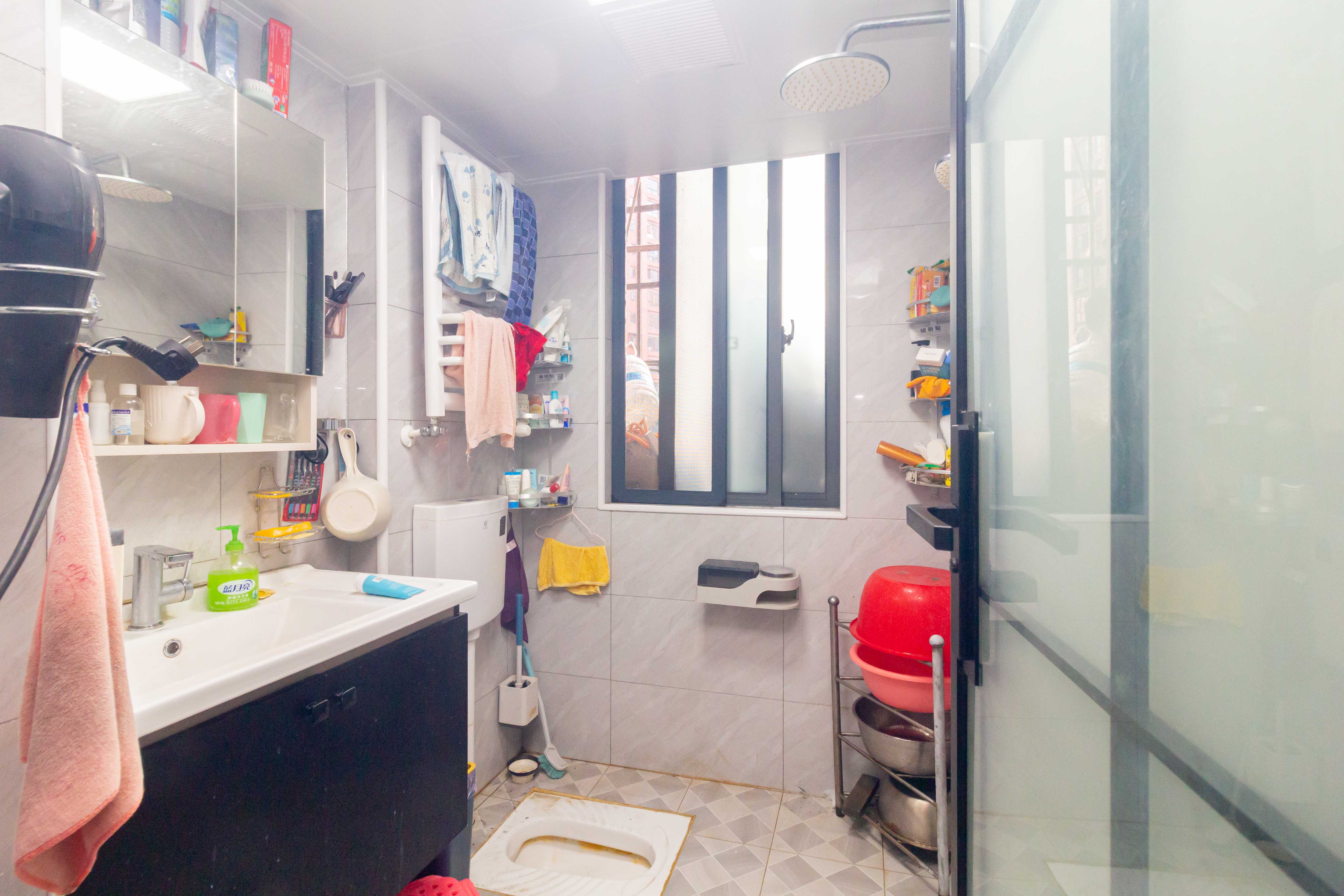 海德公园  3室2厅1卫    78.0万 海德公园  3室2厅1卫    78.0万卫生间