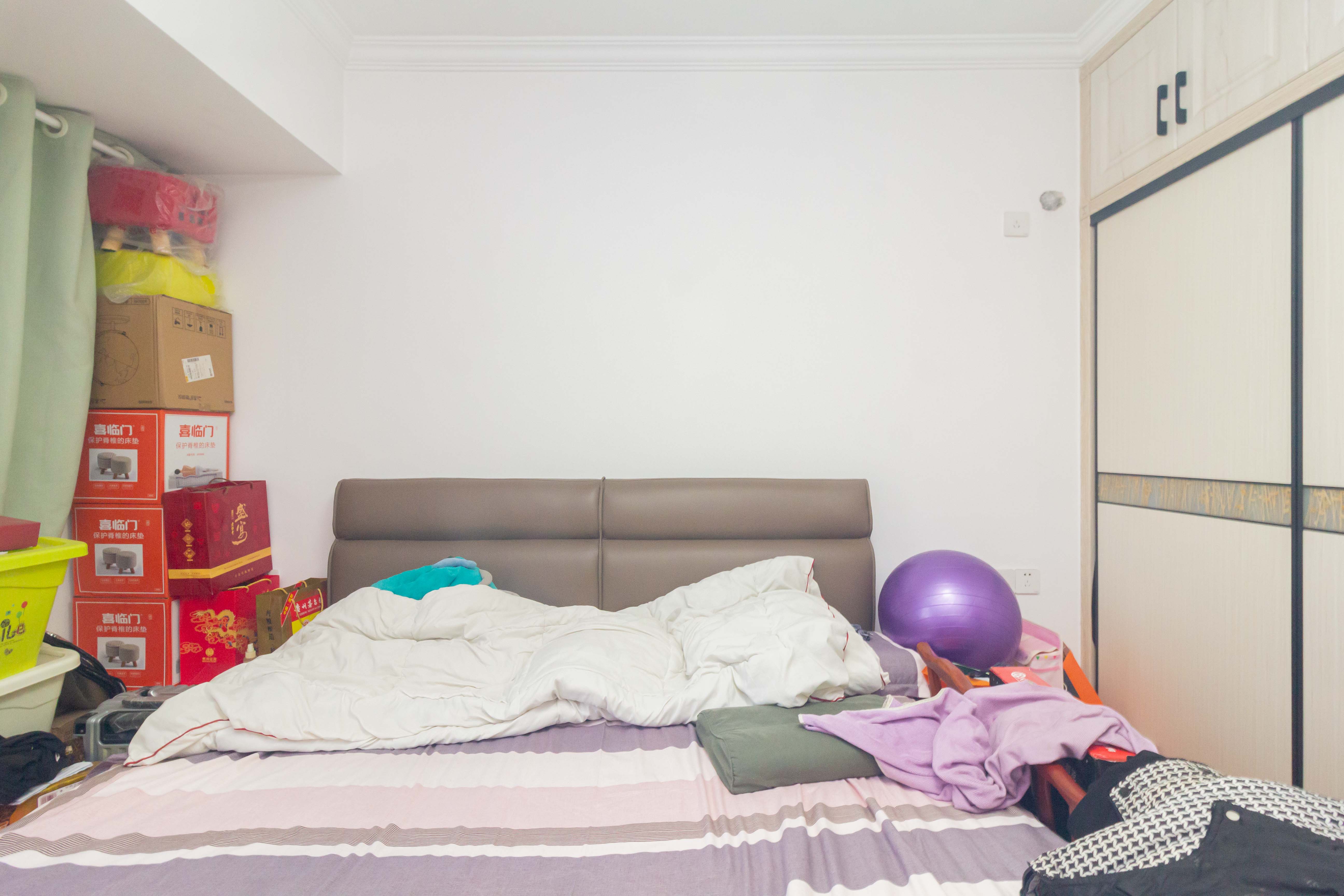 海德公园  3室2厅1卫    78.0万 海德公园  3室2厅1卫    78.0万卧室