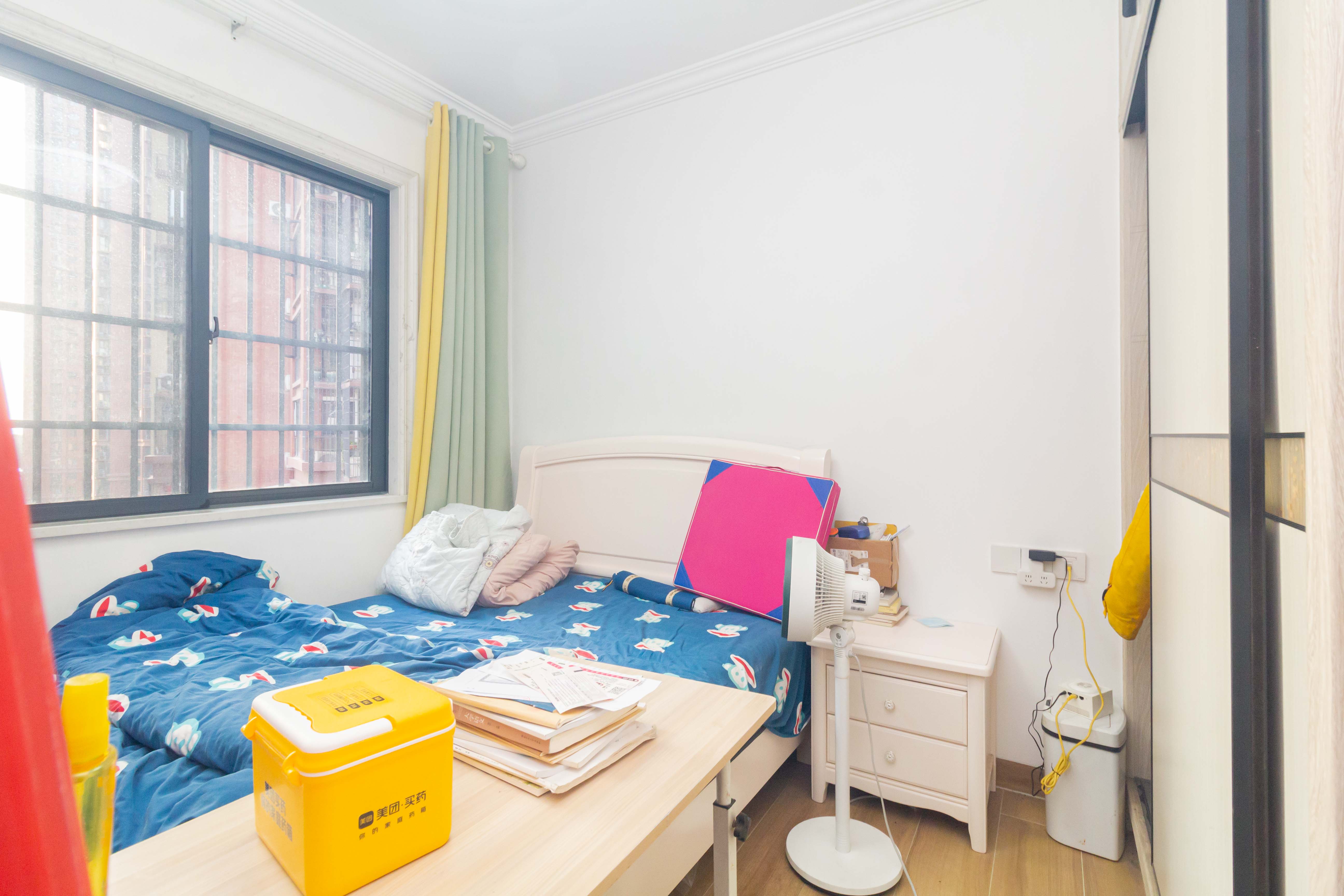 海德公园  3室2厅1卫    78.0万 海德公园  3室2厅1卫    78.0万卧室