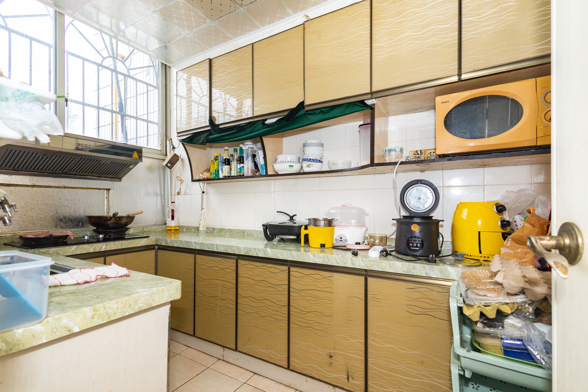 聚鑫大厦 3室2厅1卫 49.6万 聚鑫大厦 3室2厅1卫 49.6万厨房